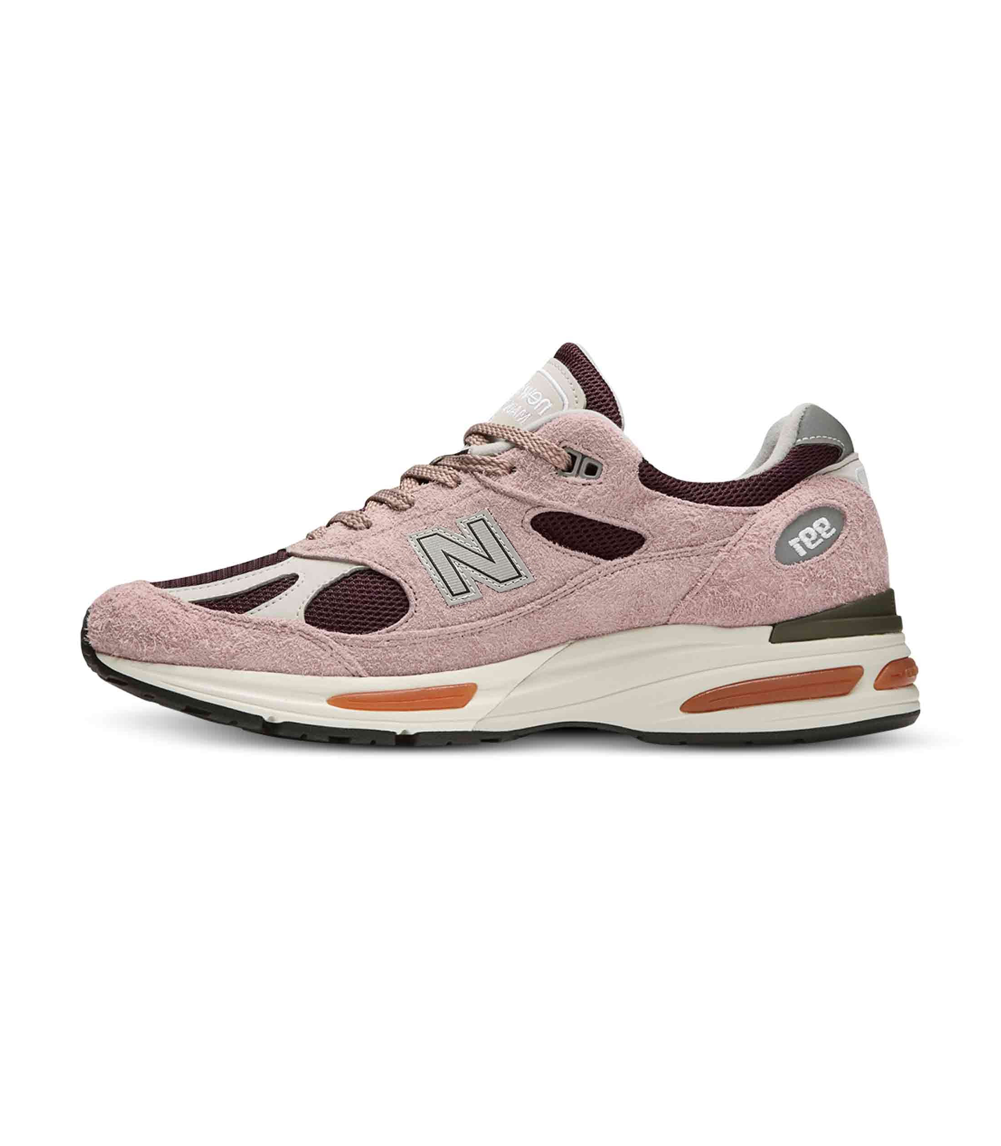 Made in UK U991v2 - Deauville Mauve / Fig / Oyster Mushroom