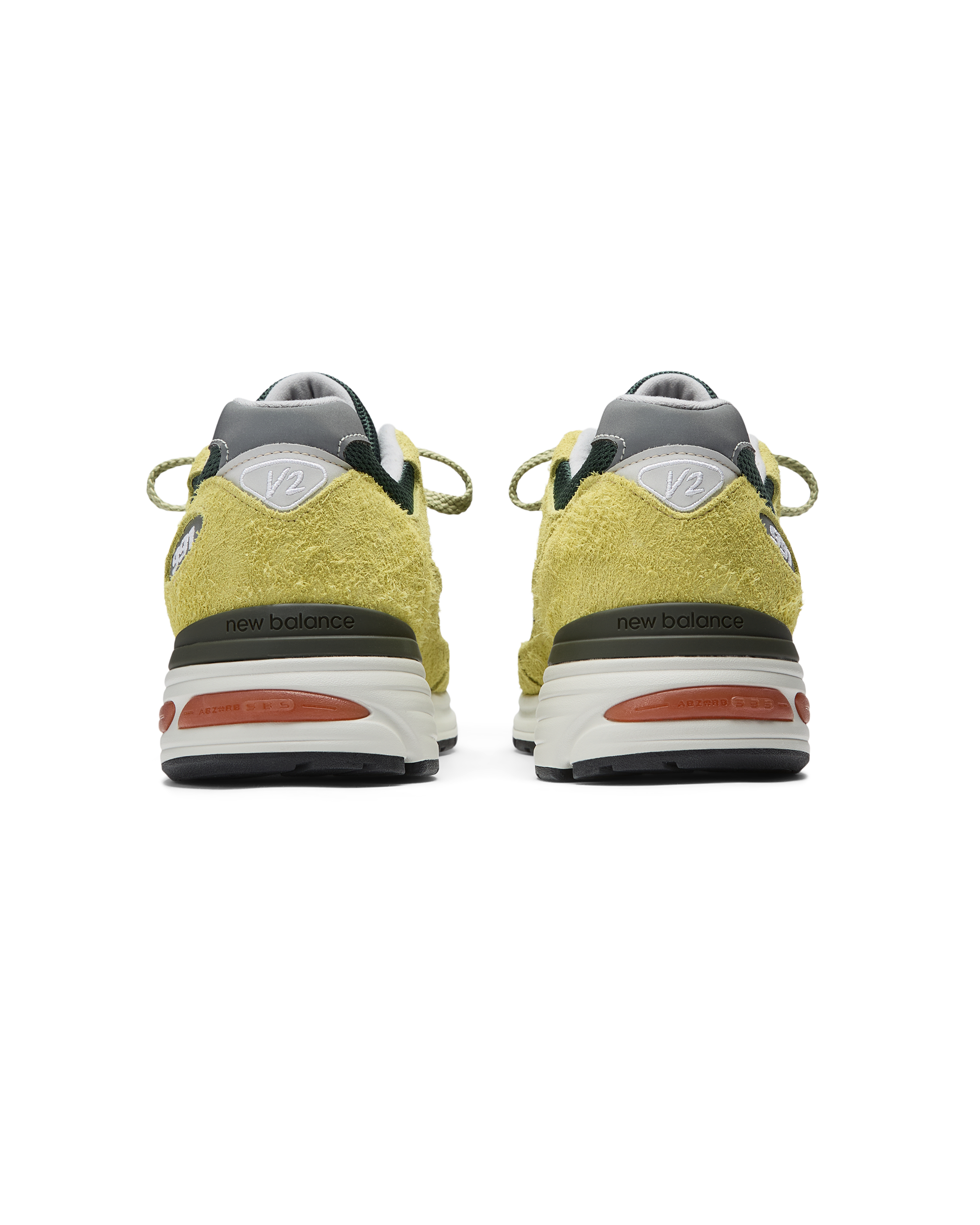 Made in UK U991v2 - Beechnut / Trekking Green / Oyster Mushroom