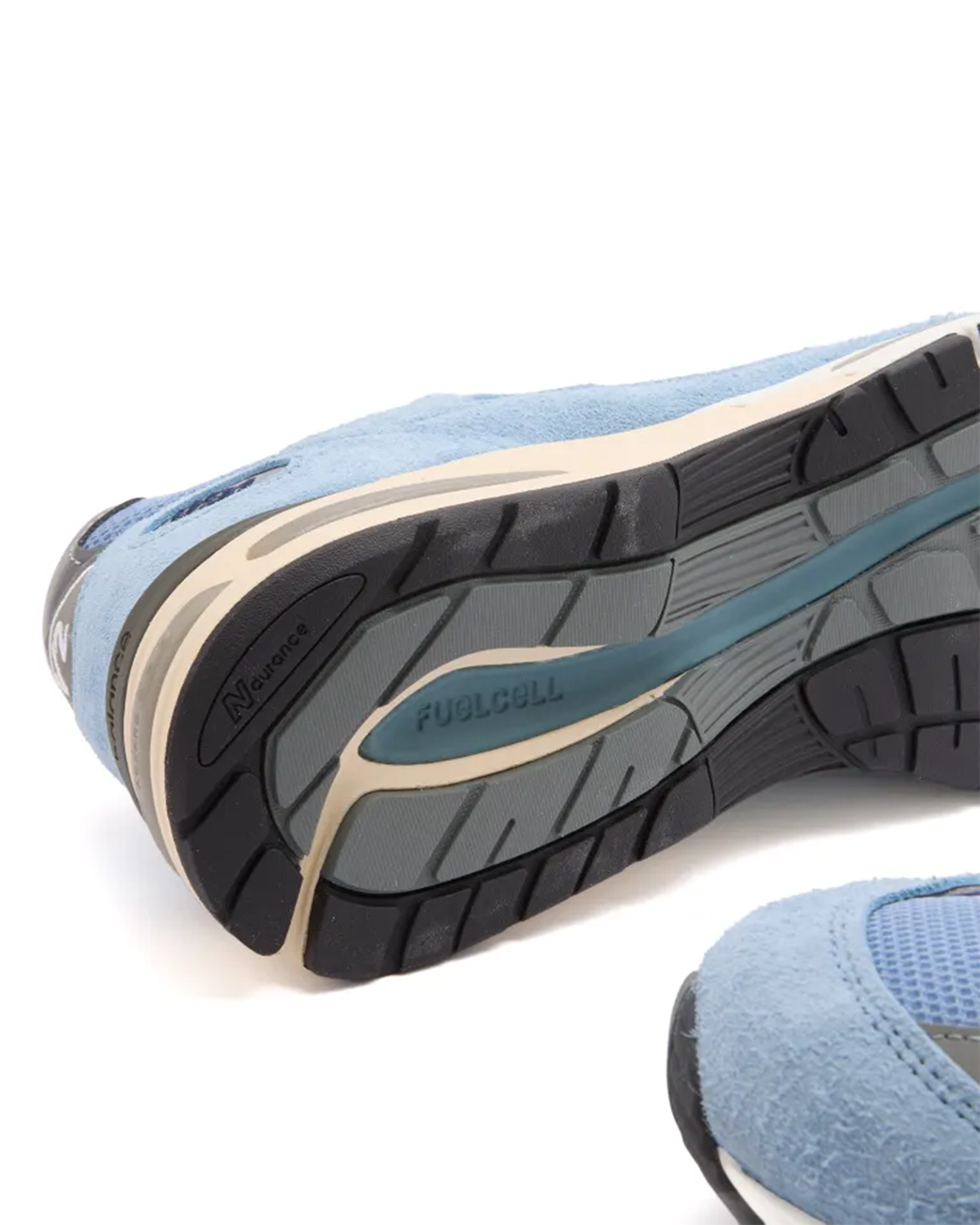 Made in UK 991V2 - Celestial Blue