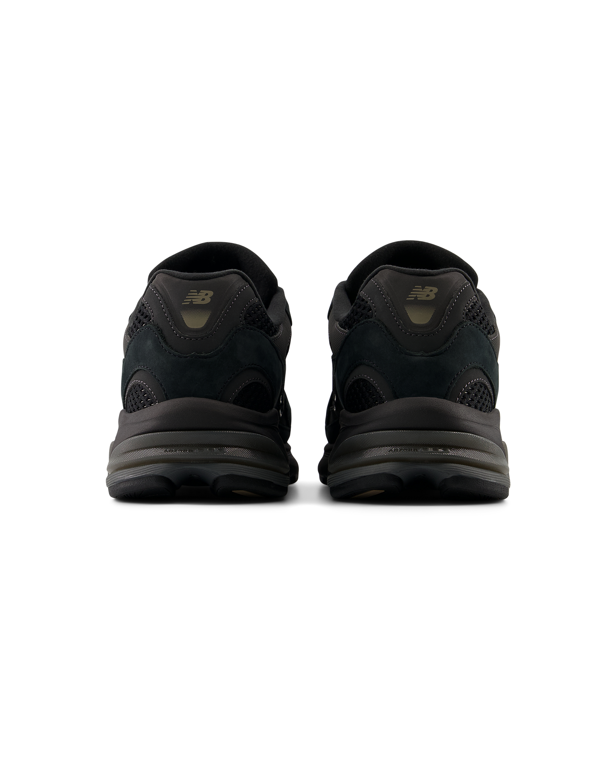 2010 - Black / Black