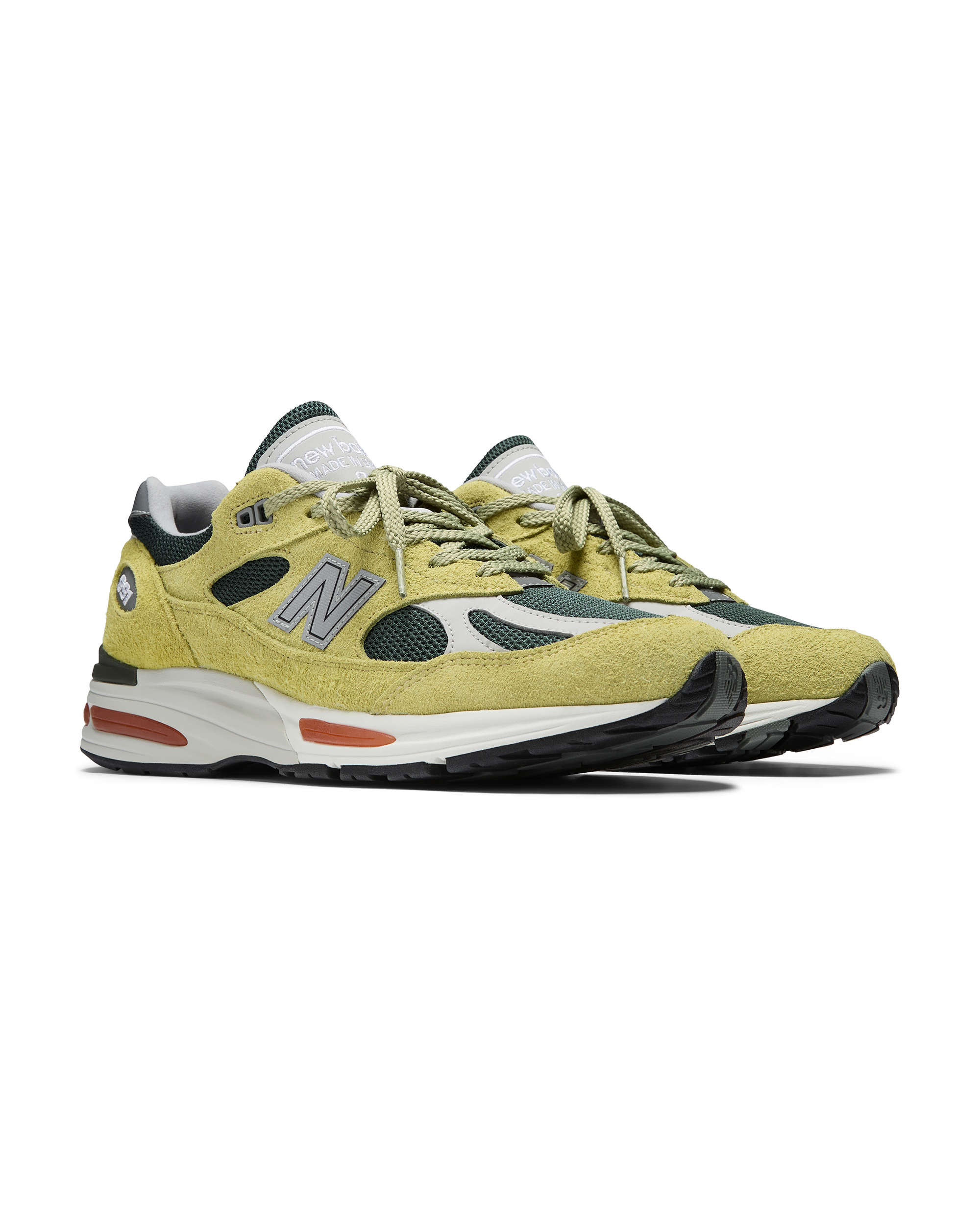 Made in UK U991v2 - Beechnut / Trekking Green / Oyster Mushroom