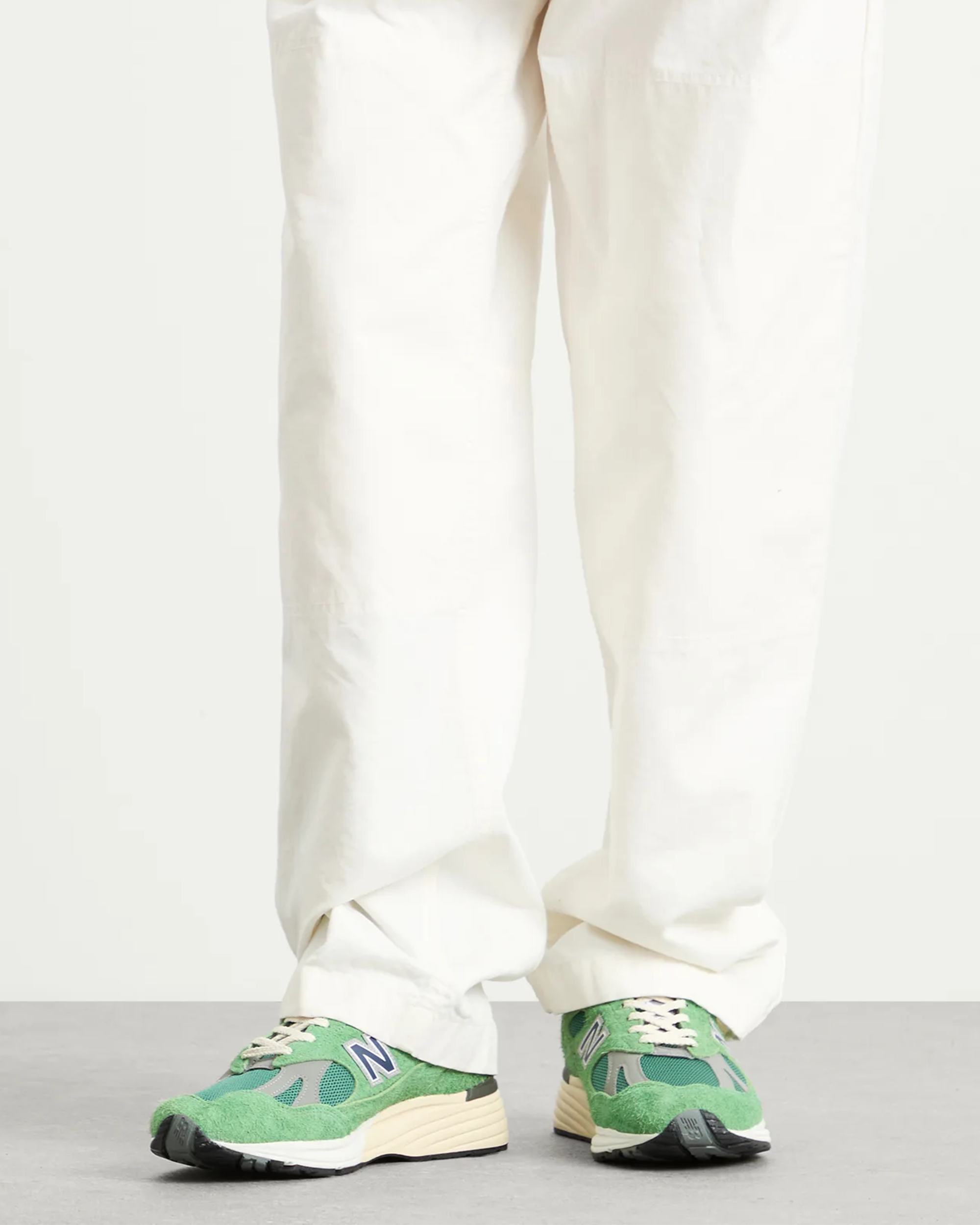 Made in UK 991V2 - Mineral Green