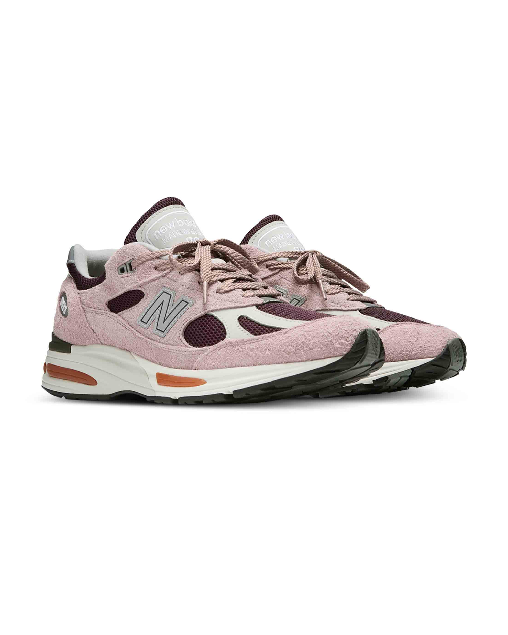 Made in UK U991v2 - Deauville Mauve / Fig / Oyster Mushroom