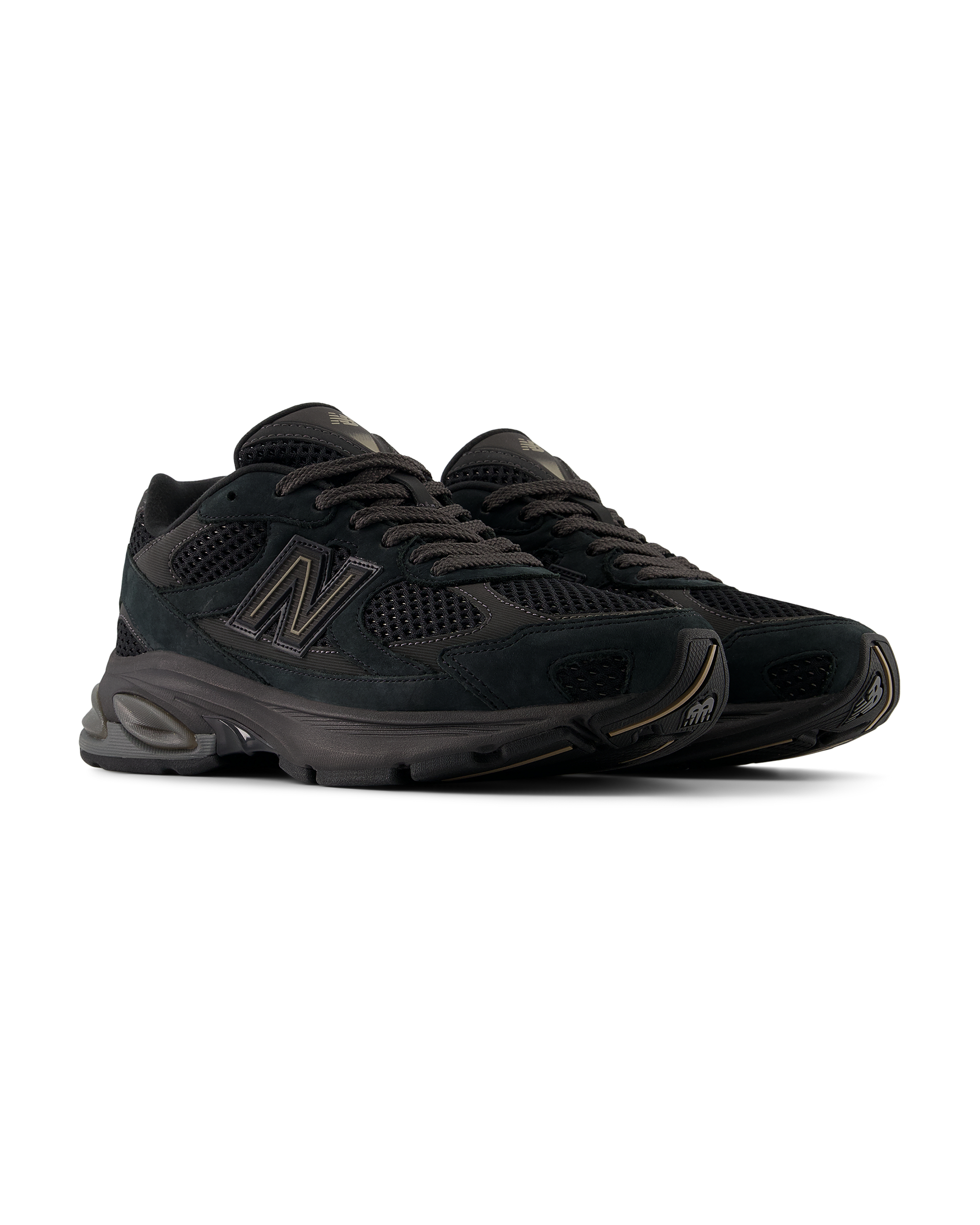 2010 - Black / Black