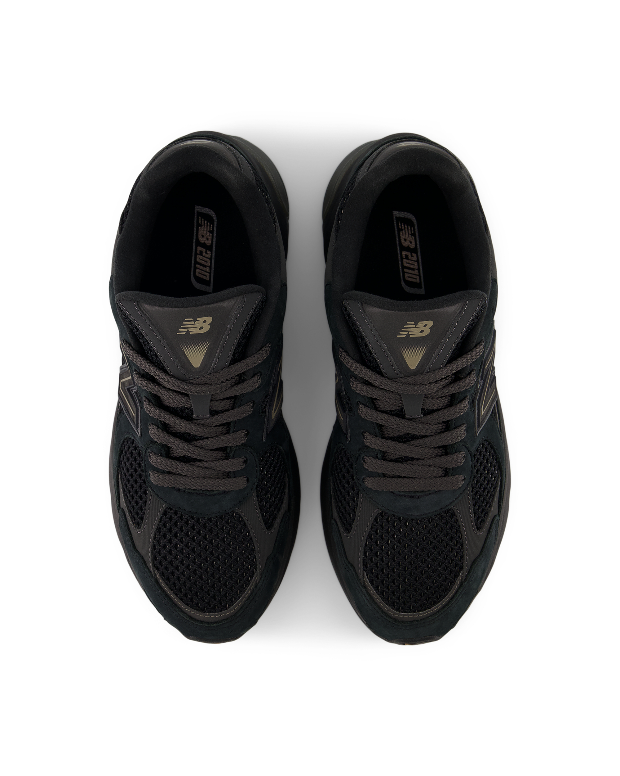 2010 - Black / Black