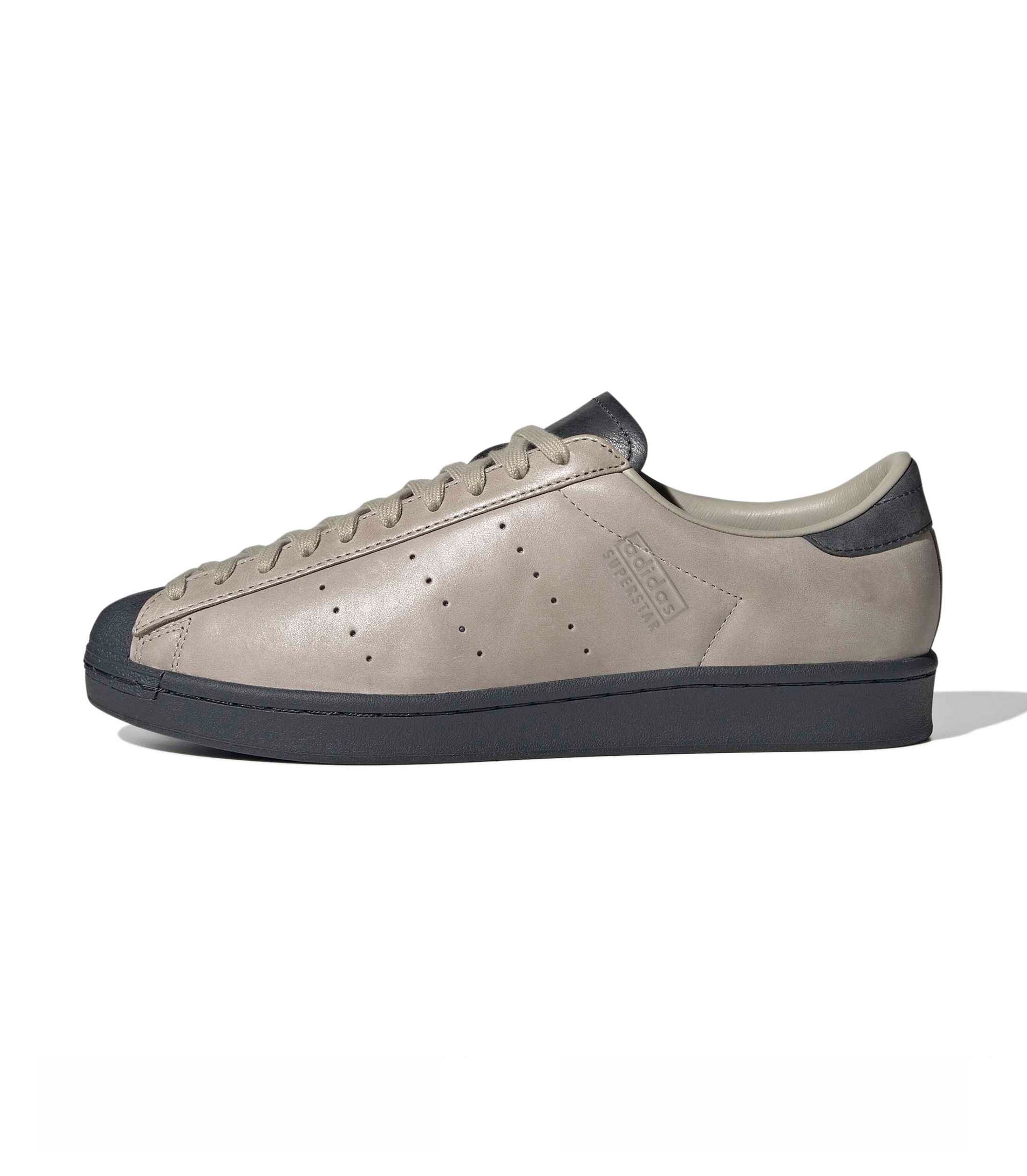 Superstar Vintage Short Shell - Wonder Beige / Carbon