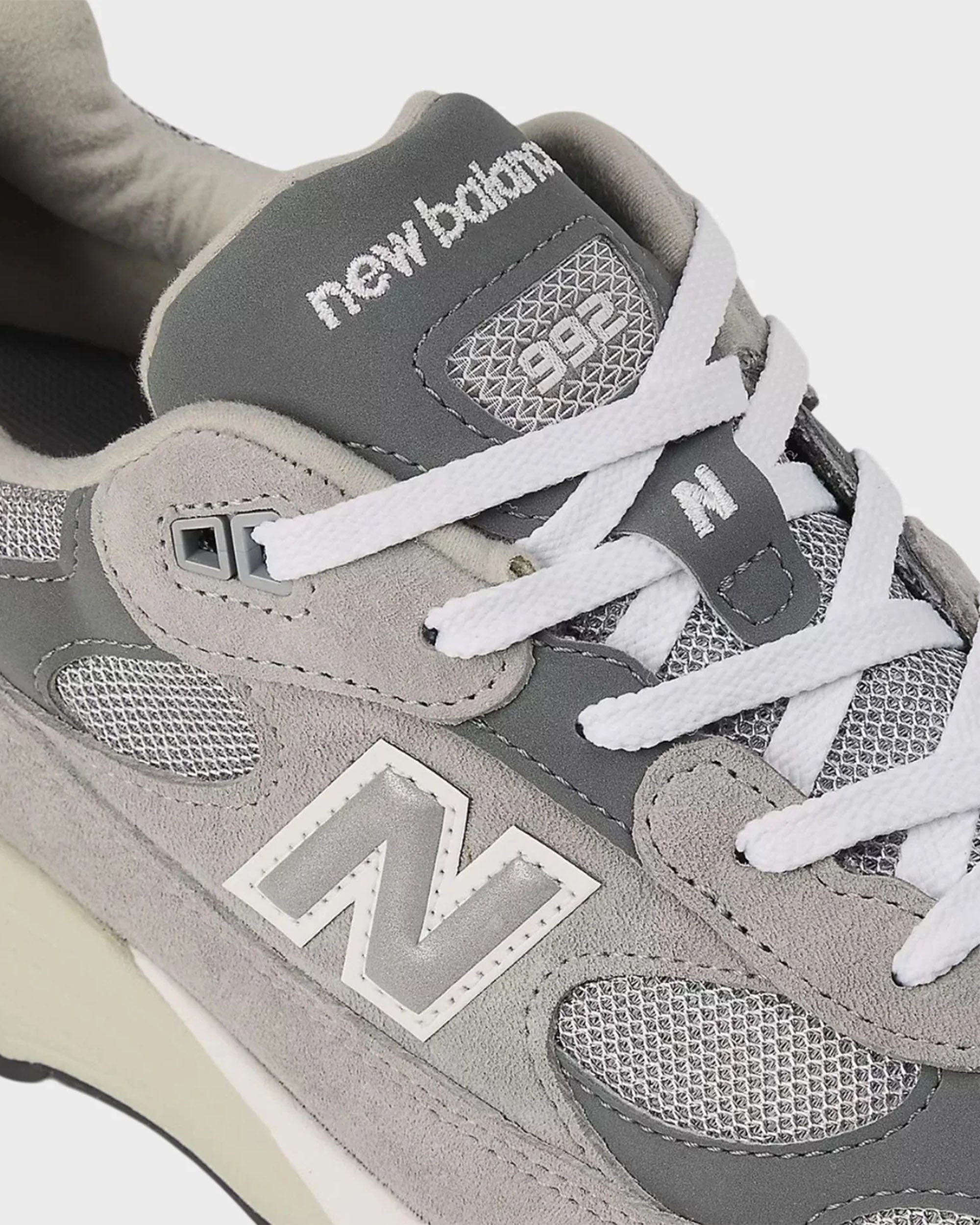 Made in USA 992 - Grey / White