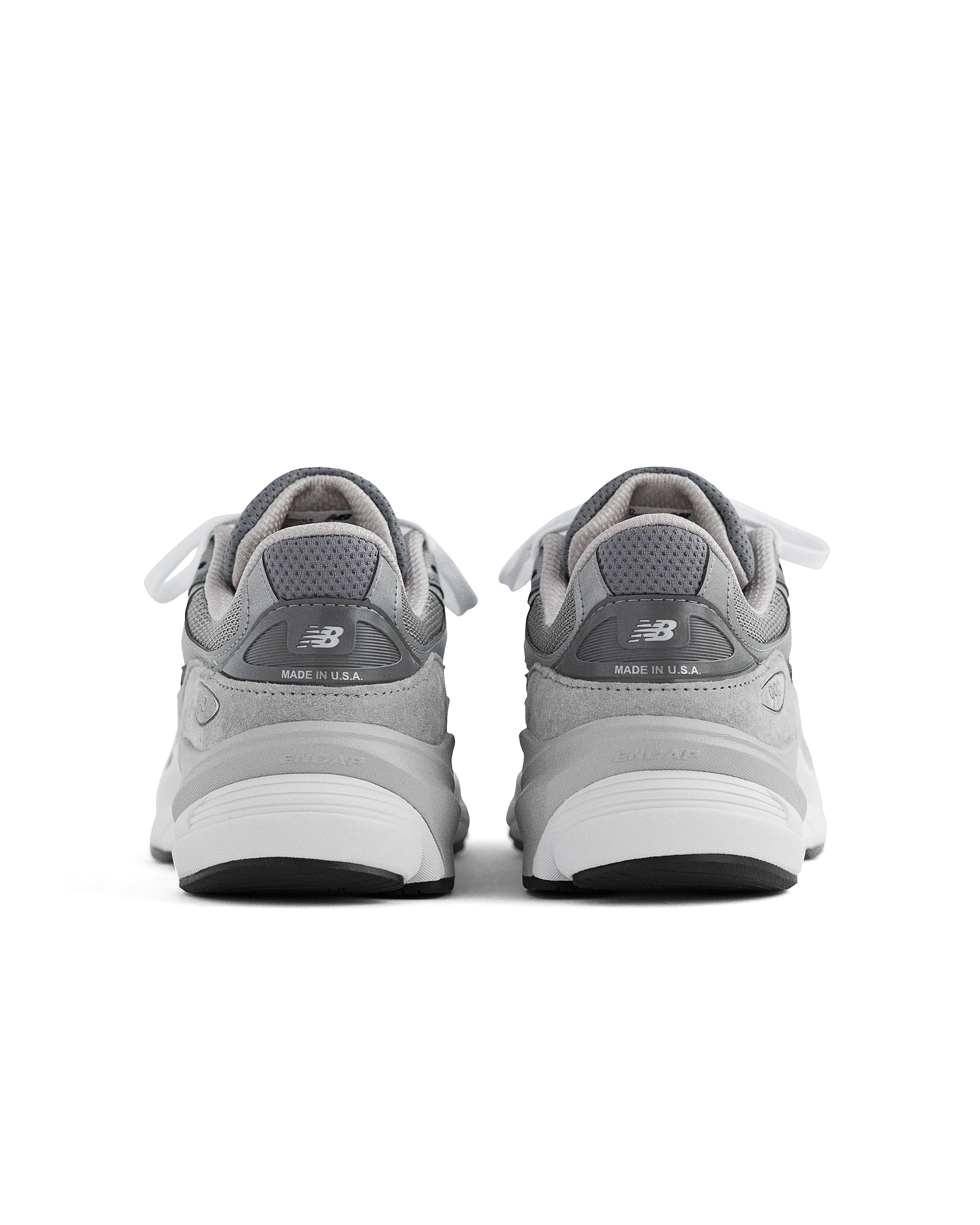 990v6 - Grey / White