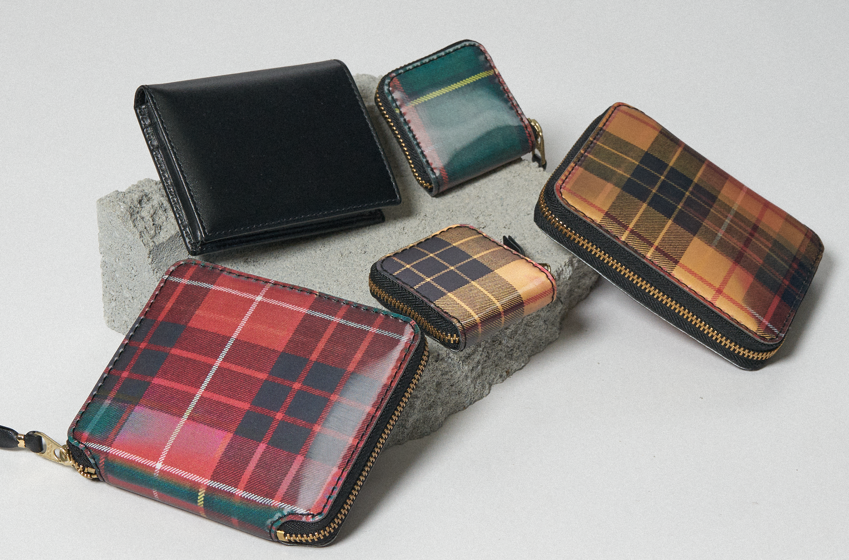 Comme des Garçons Wallet — Quiet Luxury