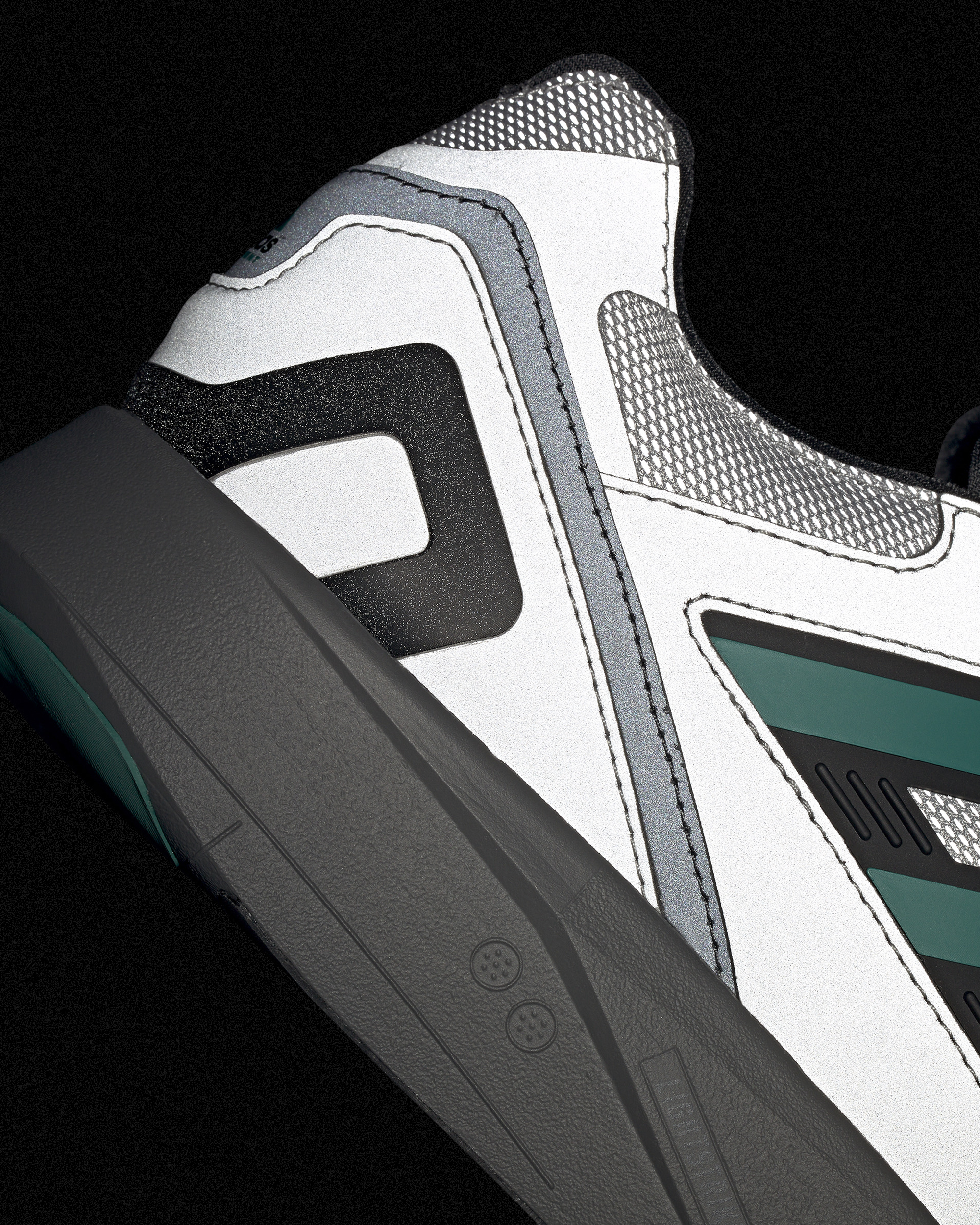 EQT Takumi Sen - Silver Metallic / EQT Green / Iron