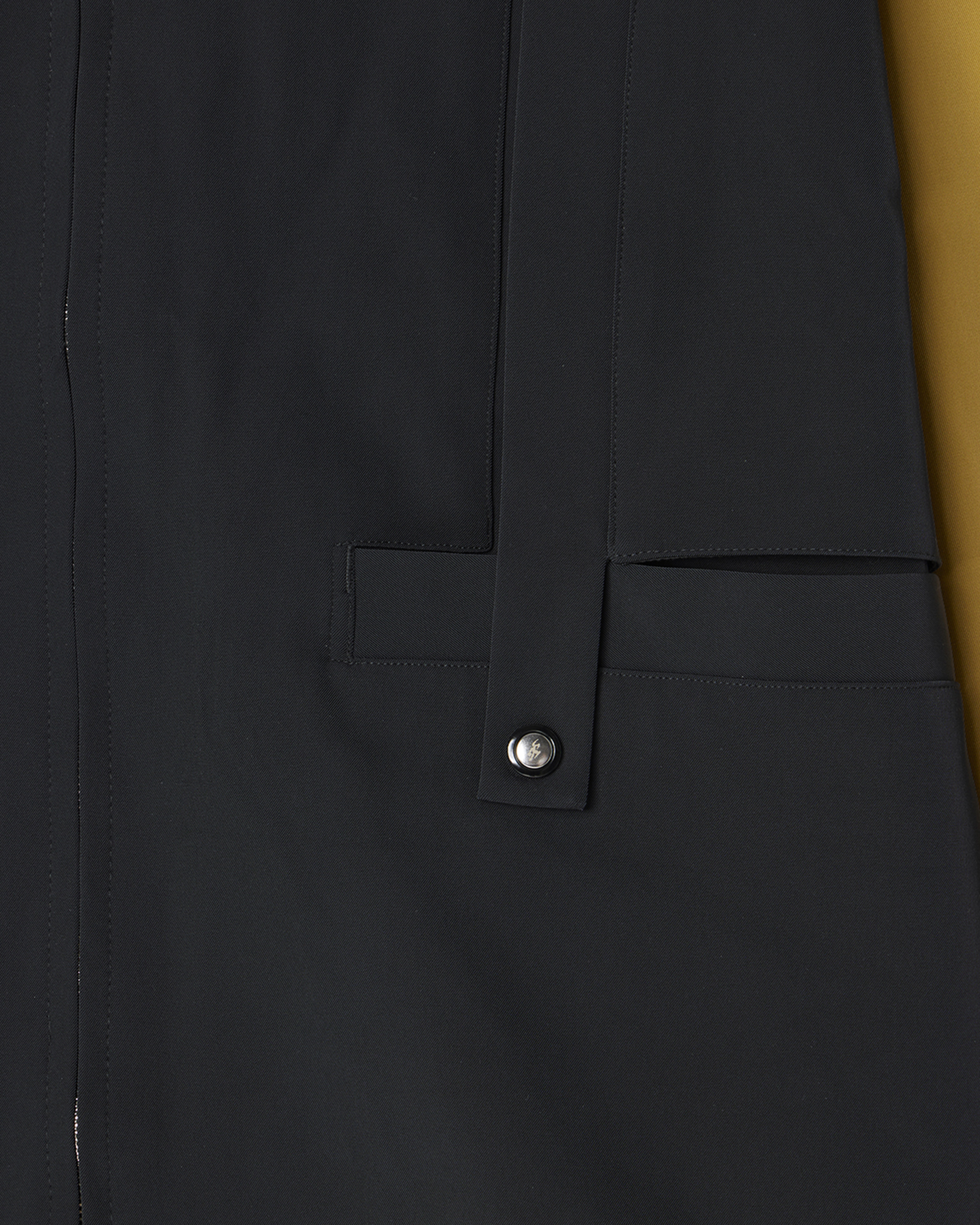 Liatris Bomber Jacket - Obsidian Black / Medallion Yellow