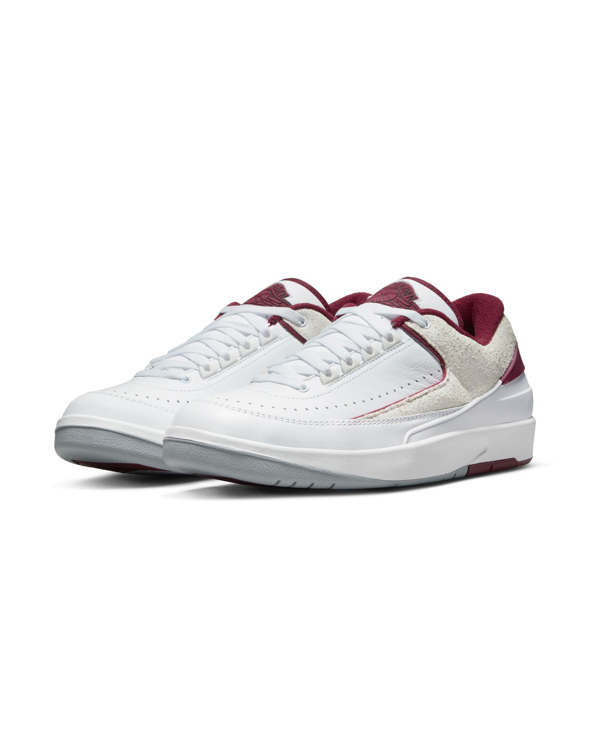 Air Jordan 2 Retro Low - White / Cherrywood Red