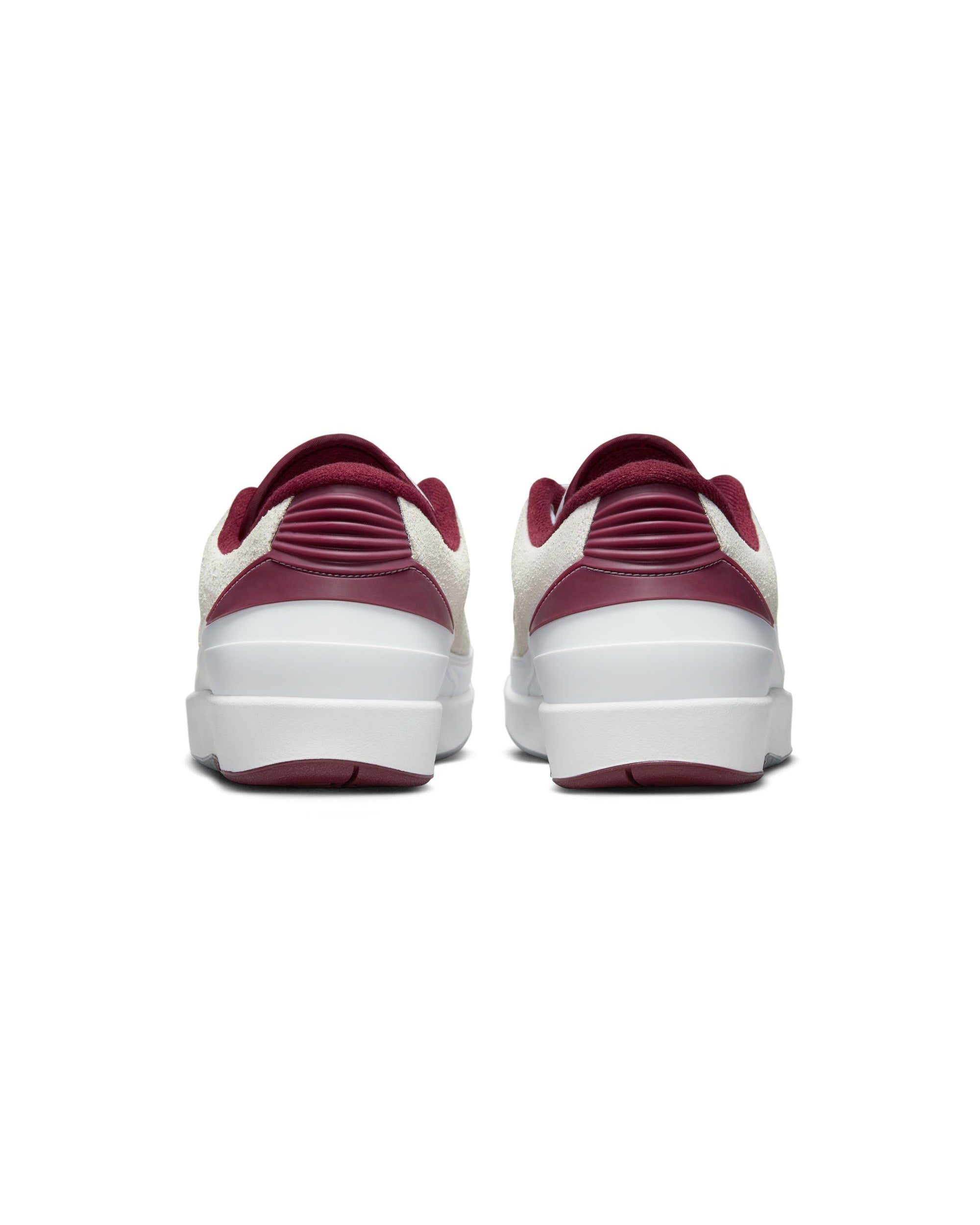 Air Jordan 2 Retro Low - White / Cherrywood Red