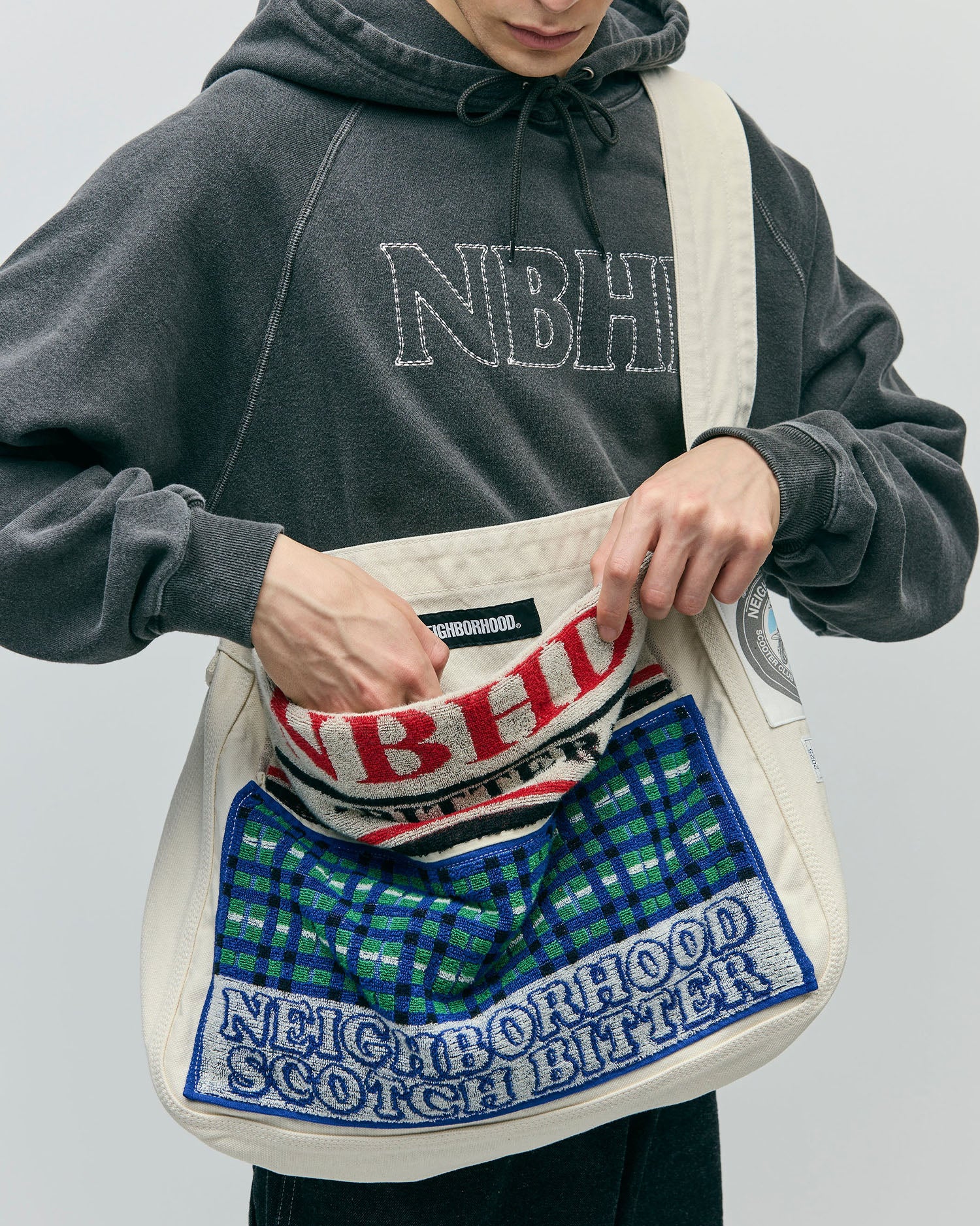 Newspaper Bag - Black