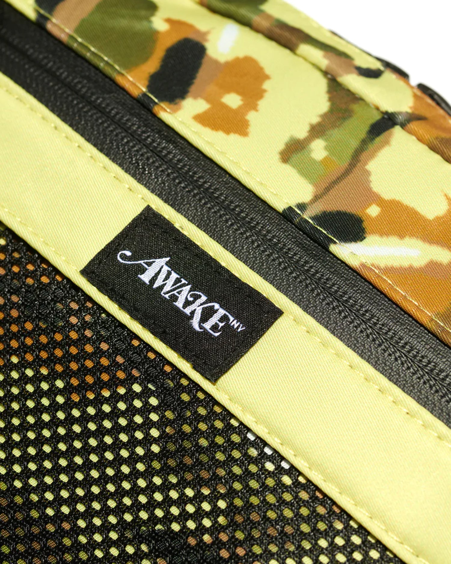 Canvas Logo Messenger Bag - Camo