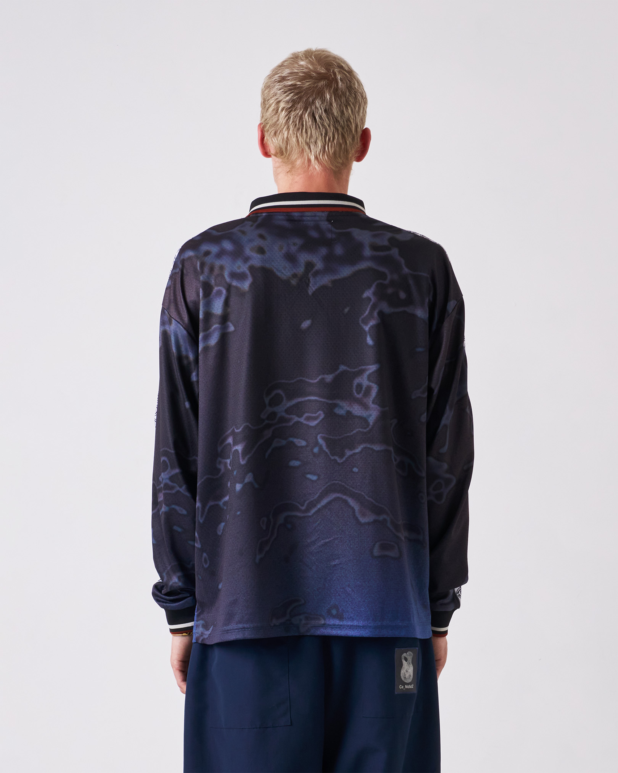 Frog Dreaming Football Jersey - Black / Blue