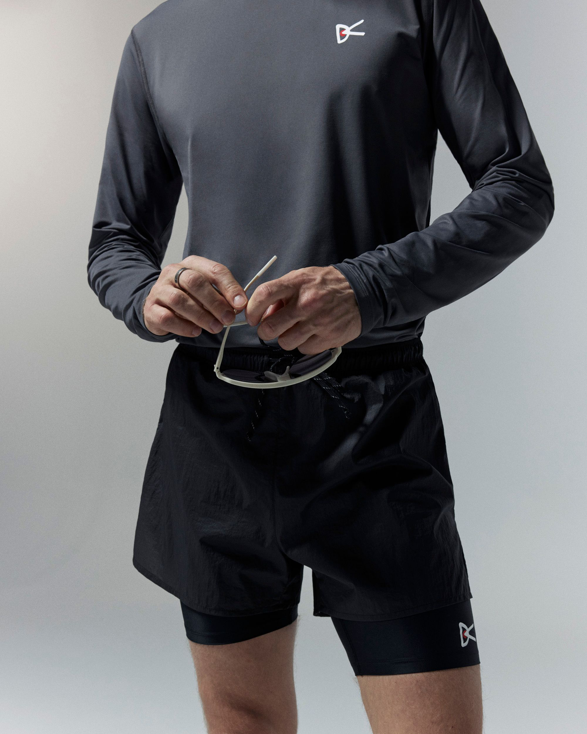 Lightweight L/S T-Shirt - Carbon