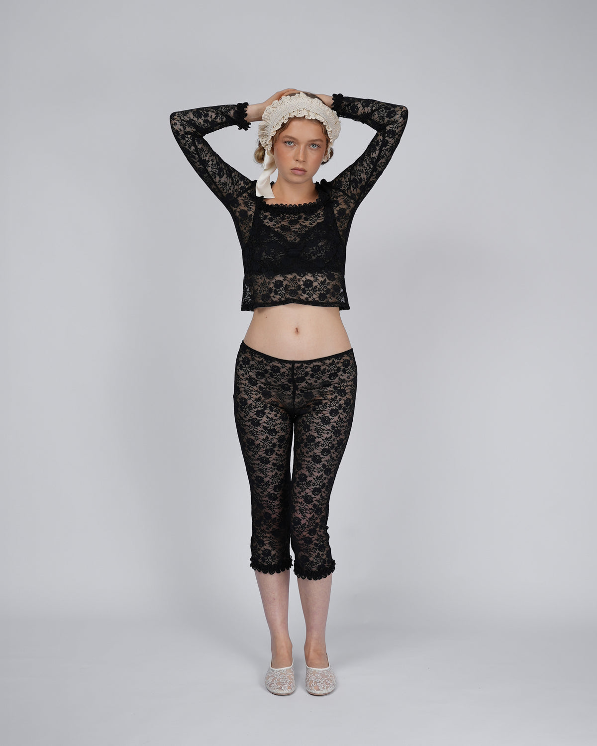 Lace Poem Capri - Black