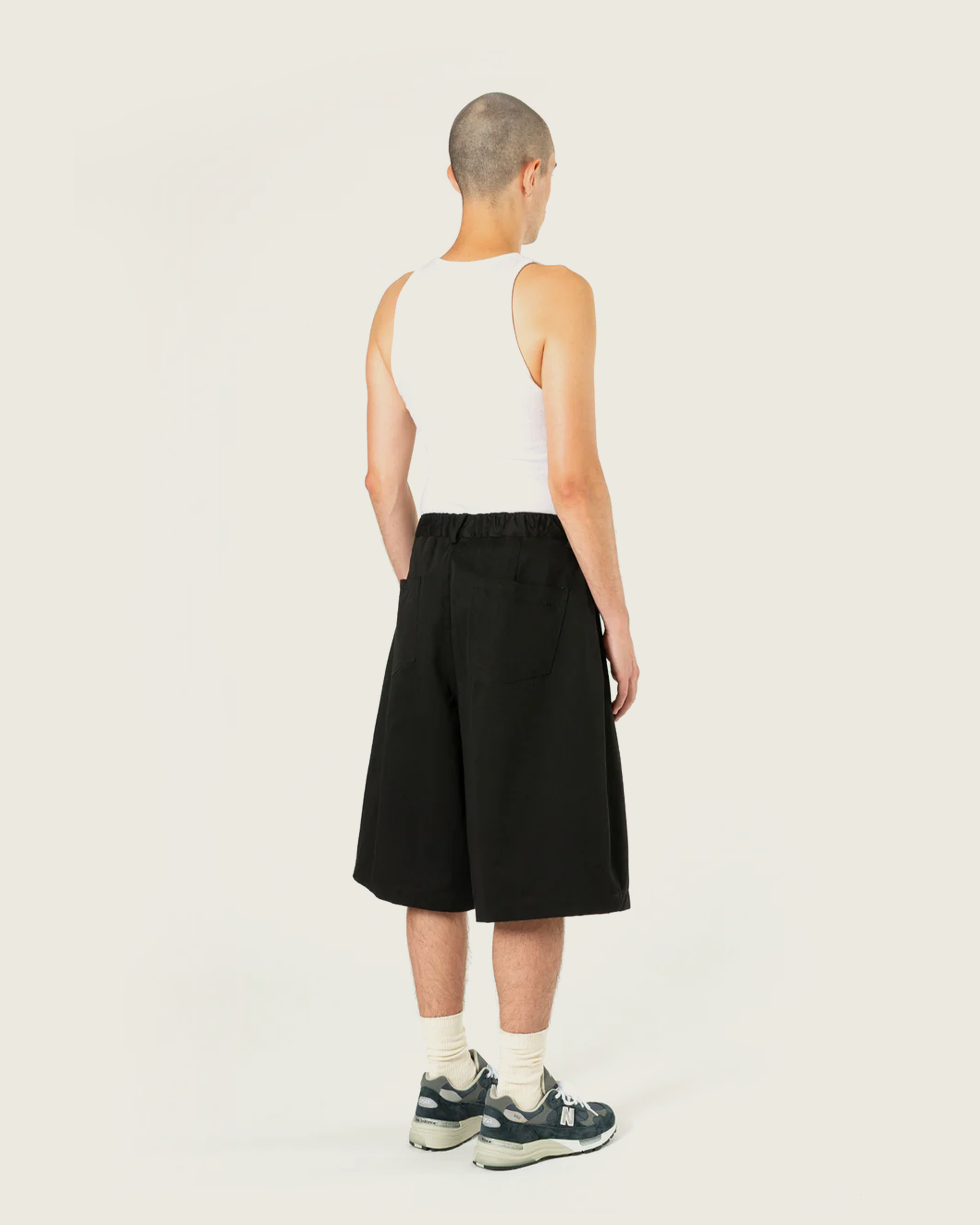 Pintuck Wide Shorts - Black