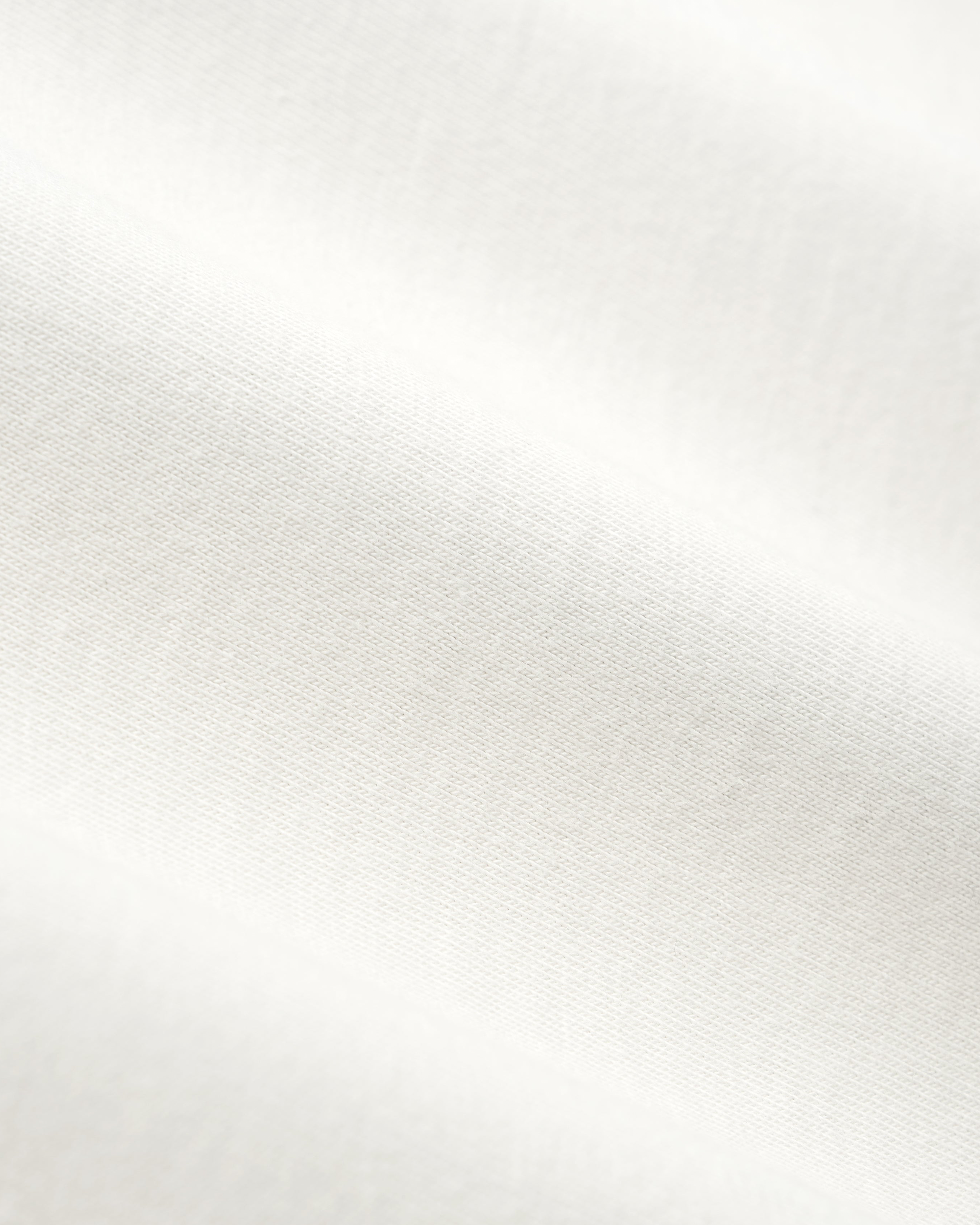Essentials LS Tee - Cloud Dancer