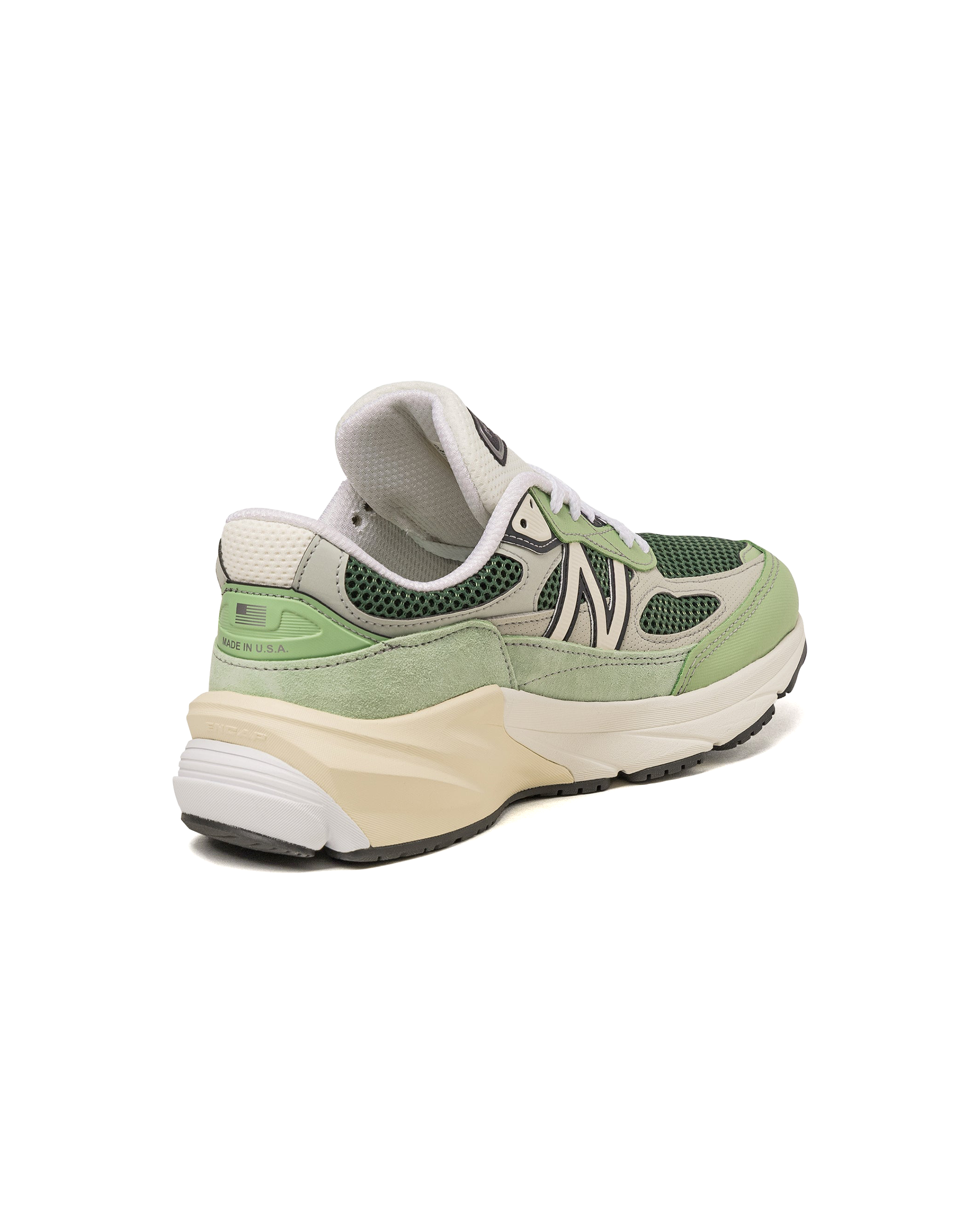Made in USA 990v6 - Avocado / Natural Mint