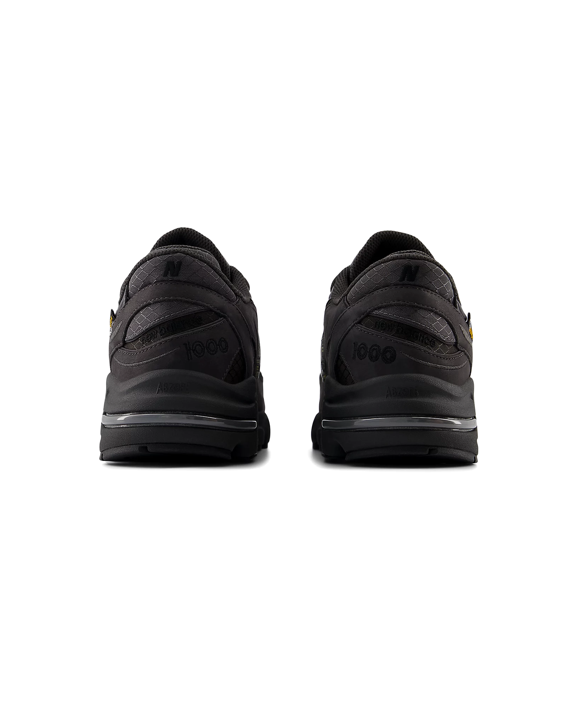 1000v1 - Black Cement / Magnet