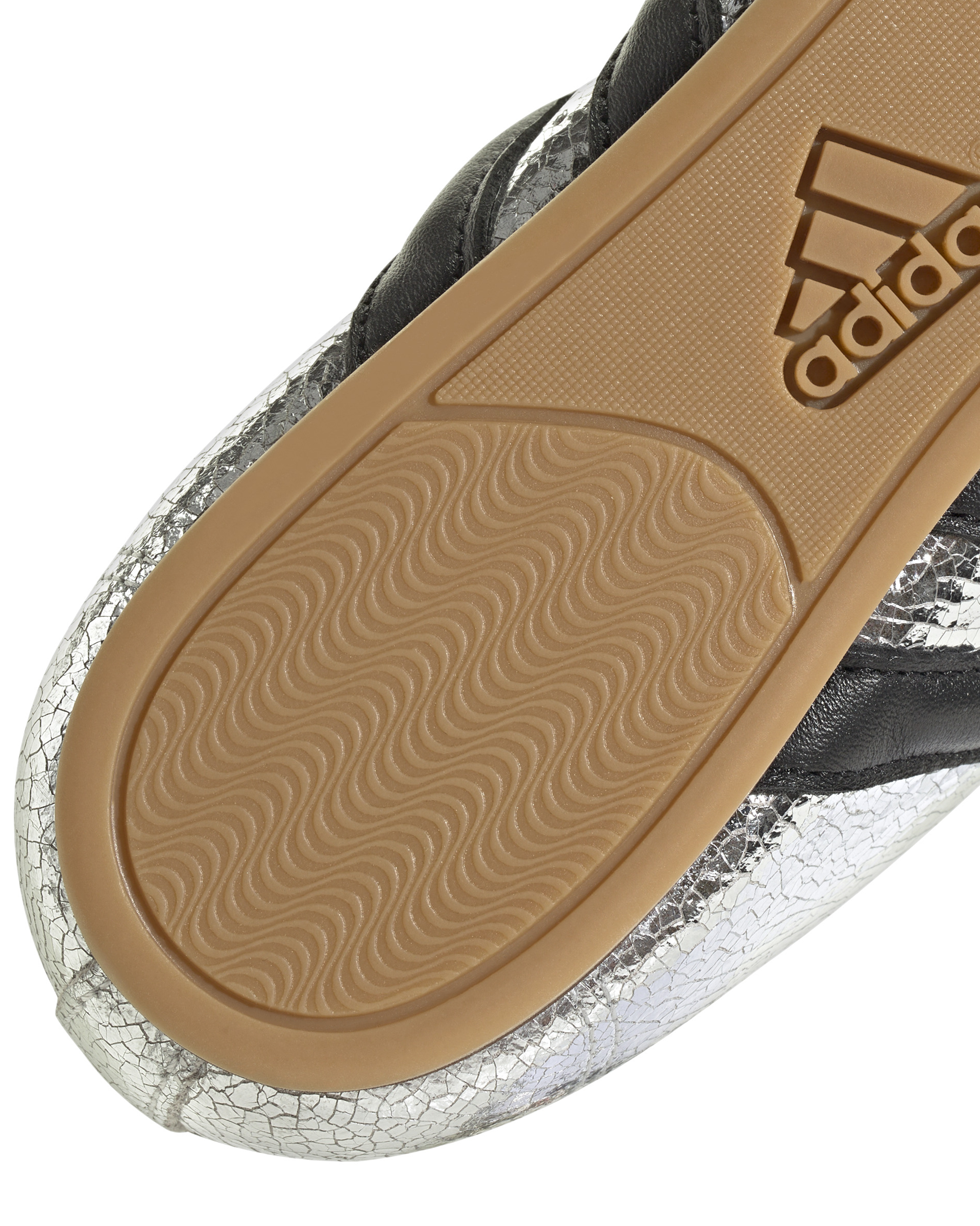 Women's Taekwondo - Silver Metallic / Black / Gum