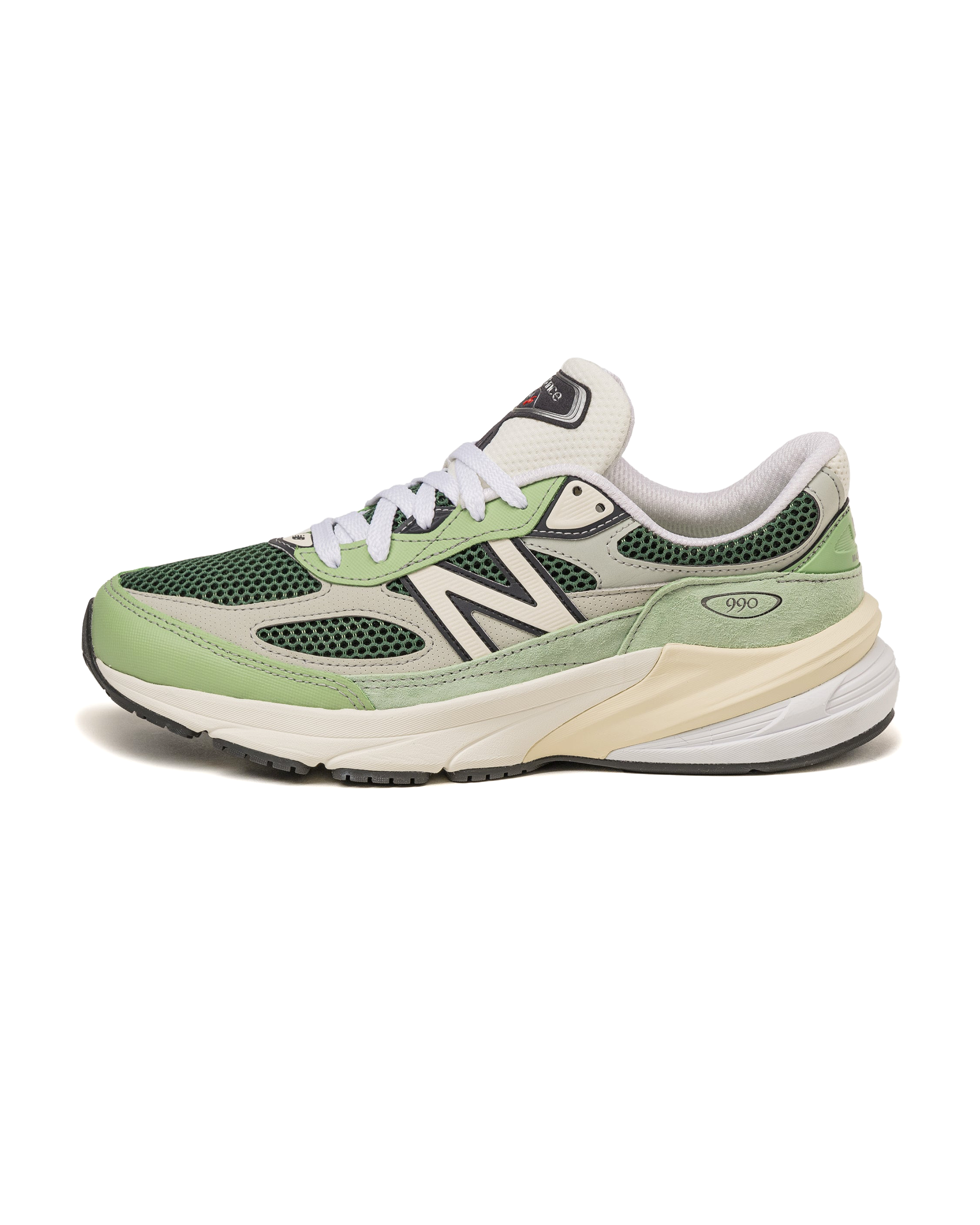 Made in USA 990v6 - Avocado / Natural Mint