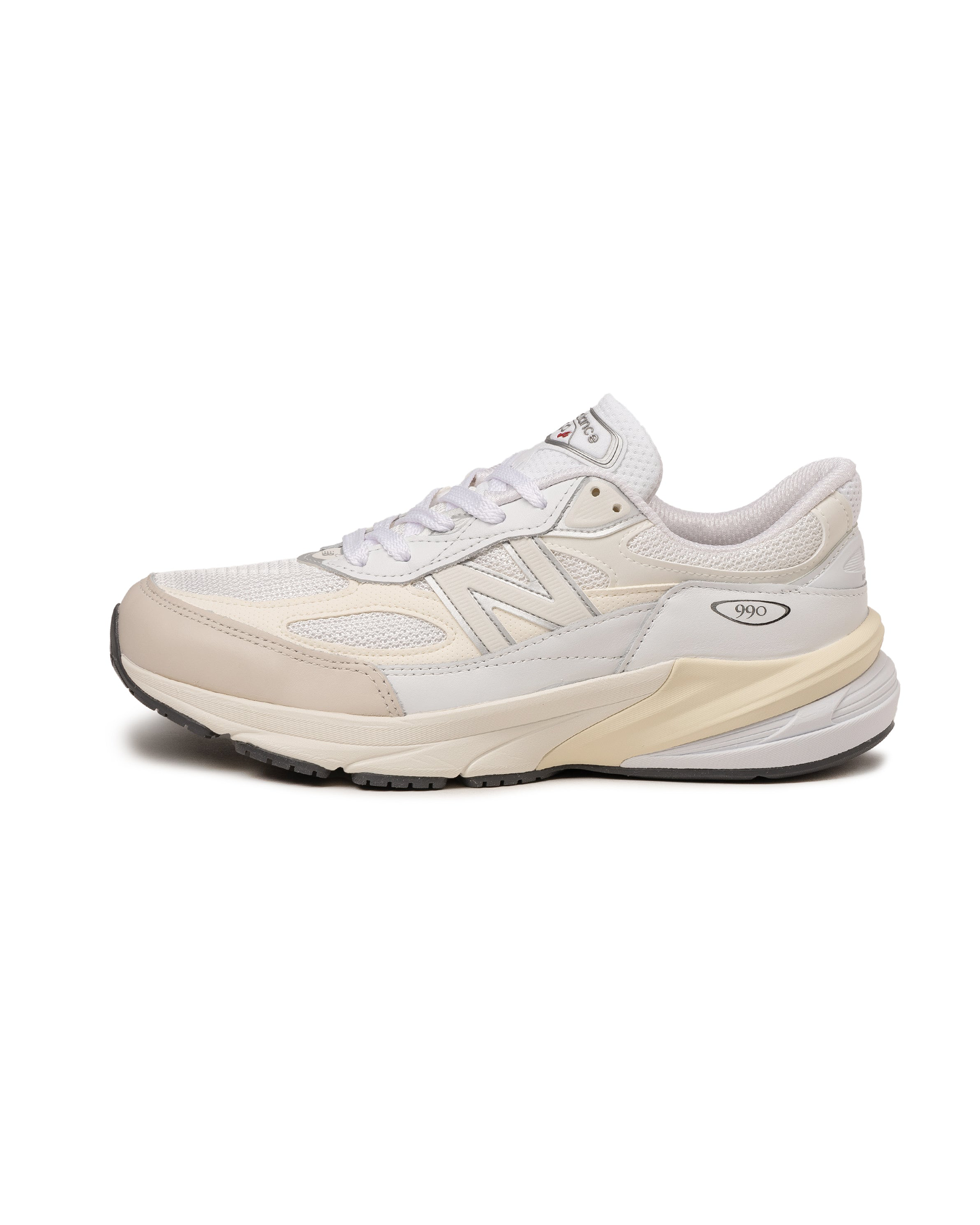 Made in USA 990v6 - White / Sea Salt