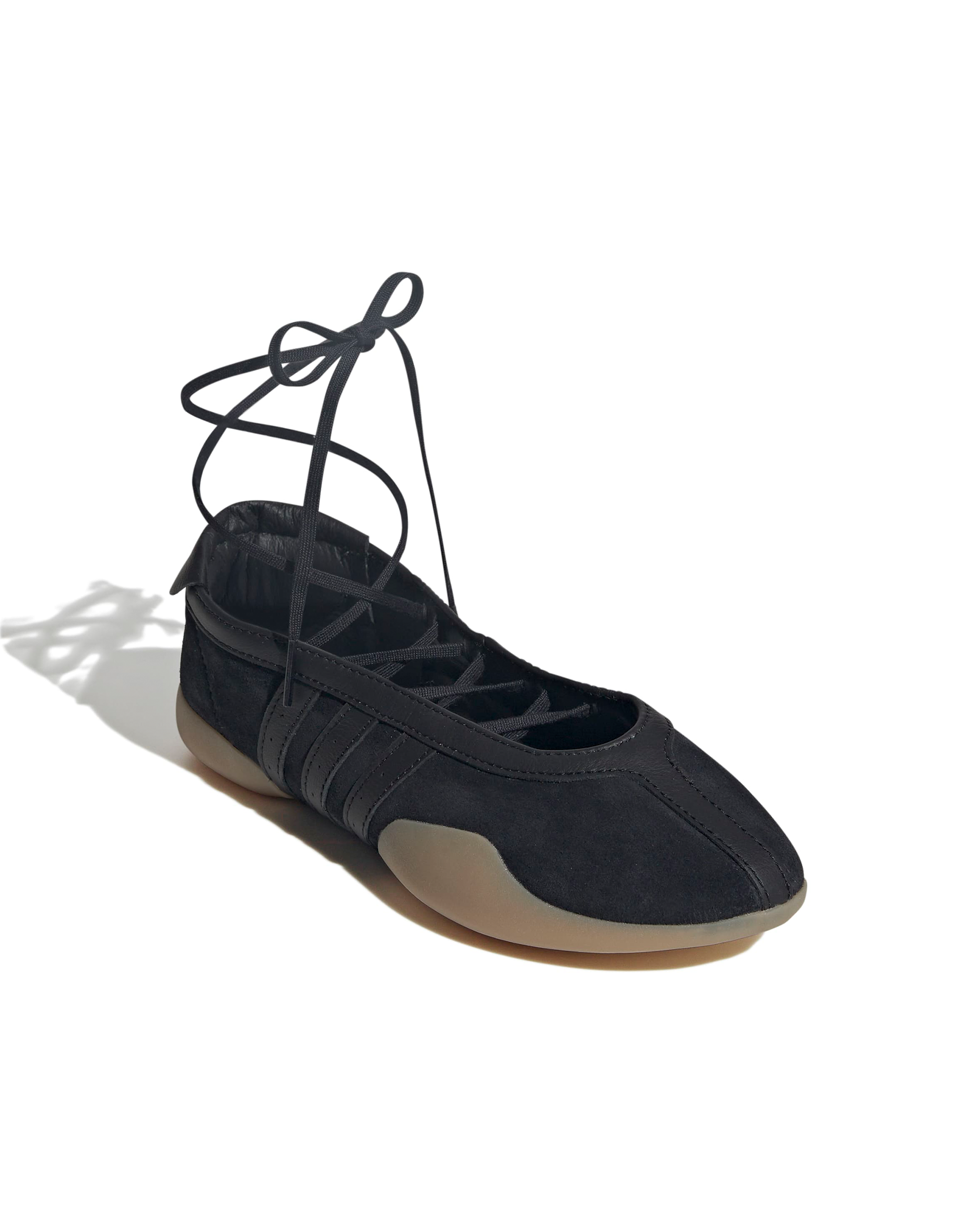 Women's Taekwondo Mei - Core Black / Cloud White / Gum