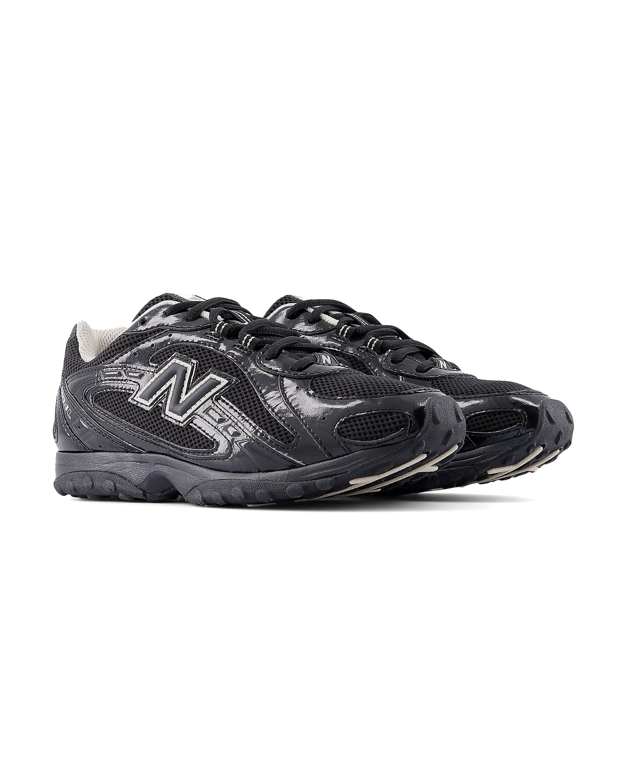 204L - Black / Timberwolf