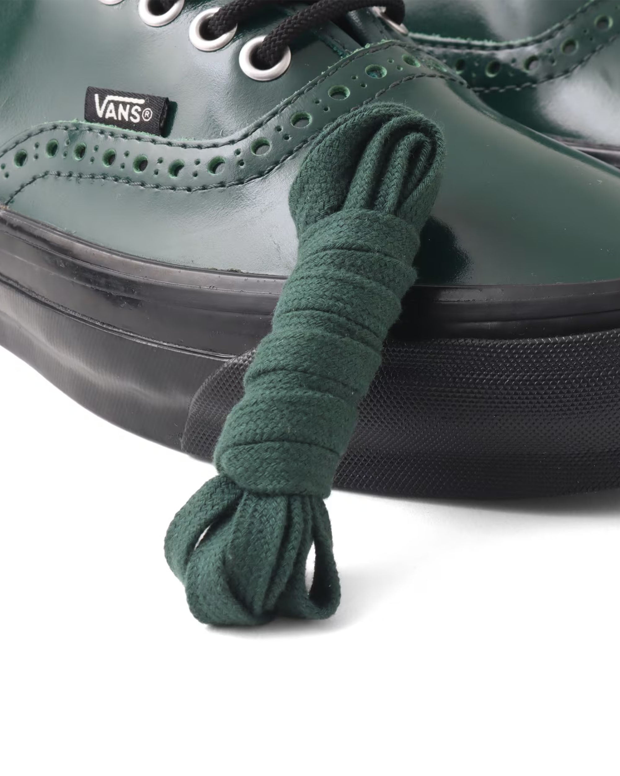 OTW Authentic 44 Siped Vibram Gloss Leather Brogue - Emerald / Black