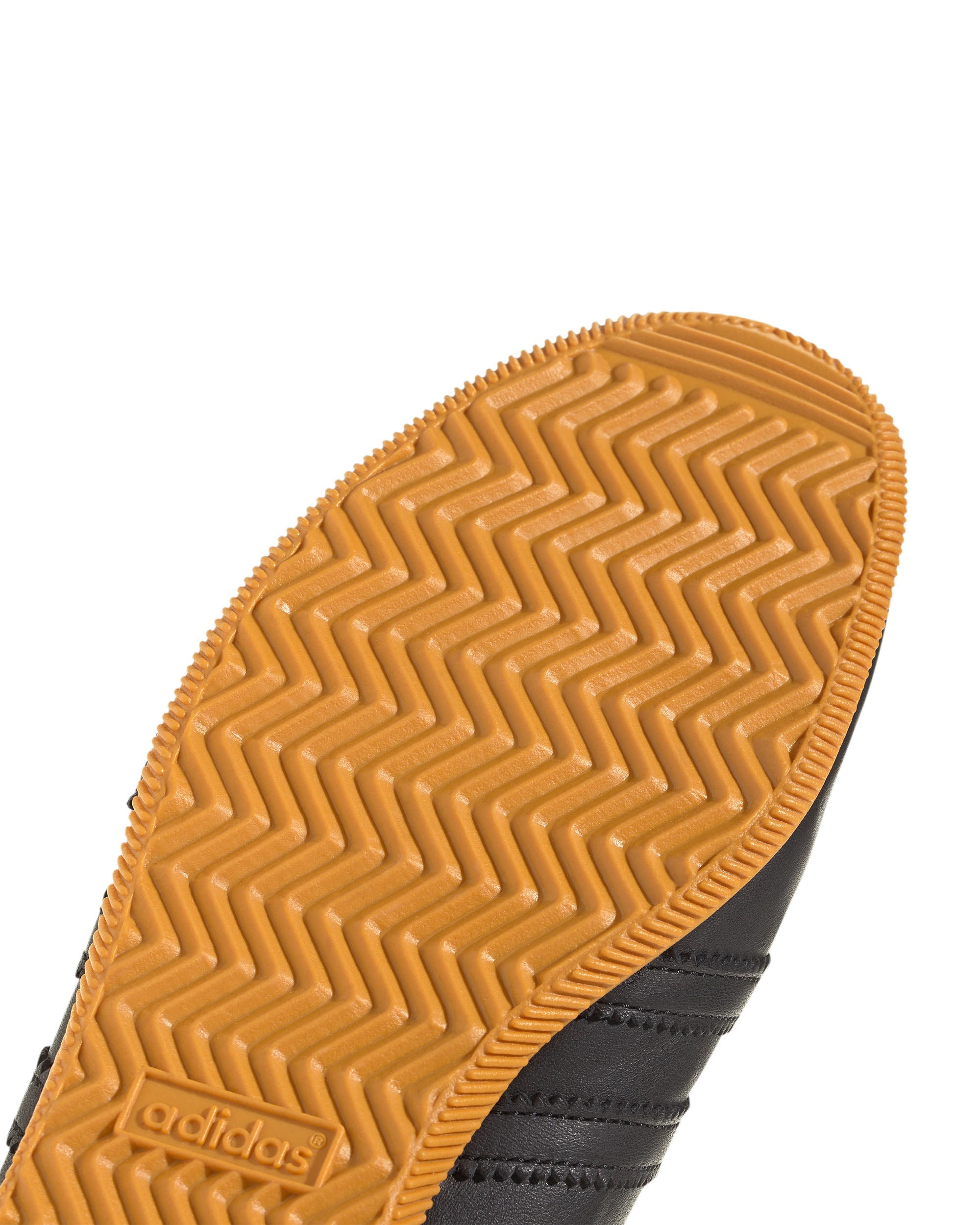 Japan - Black / Black / Gum