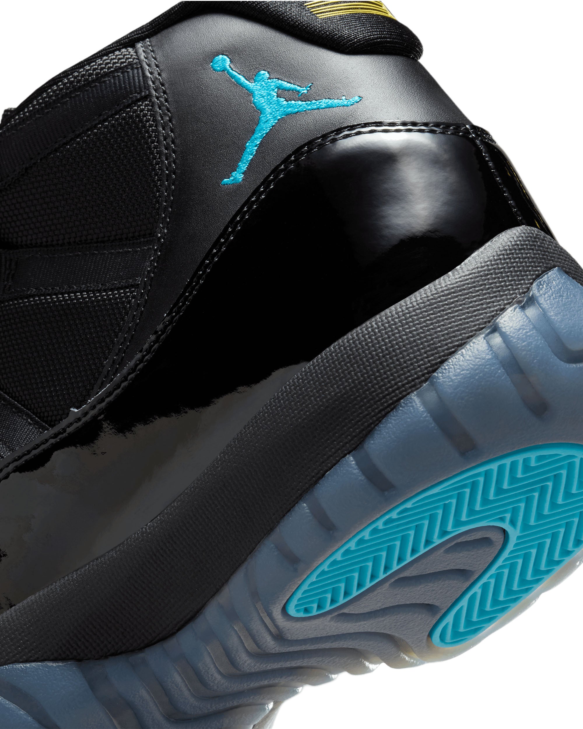 Air Jordan 11 Retro - Black / Gamma Blue / Varsity Maize