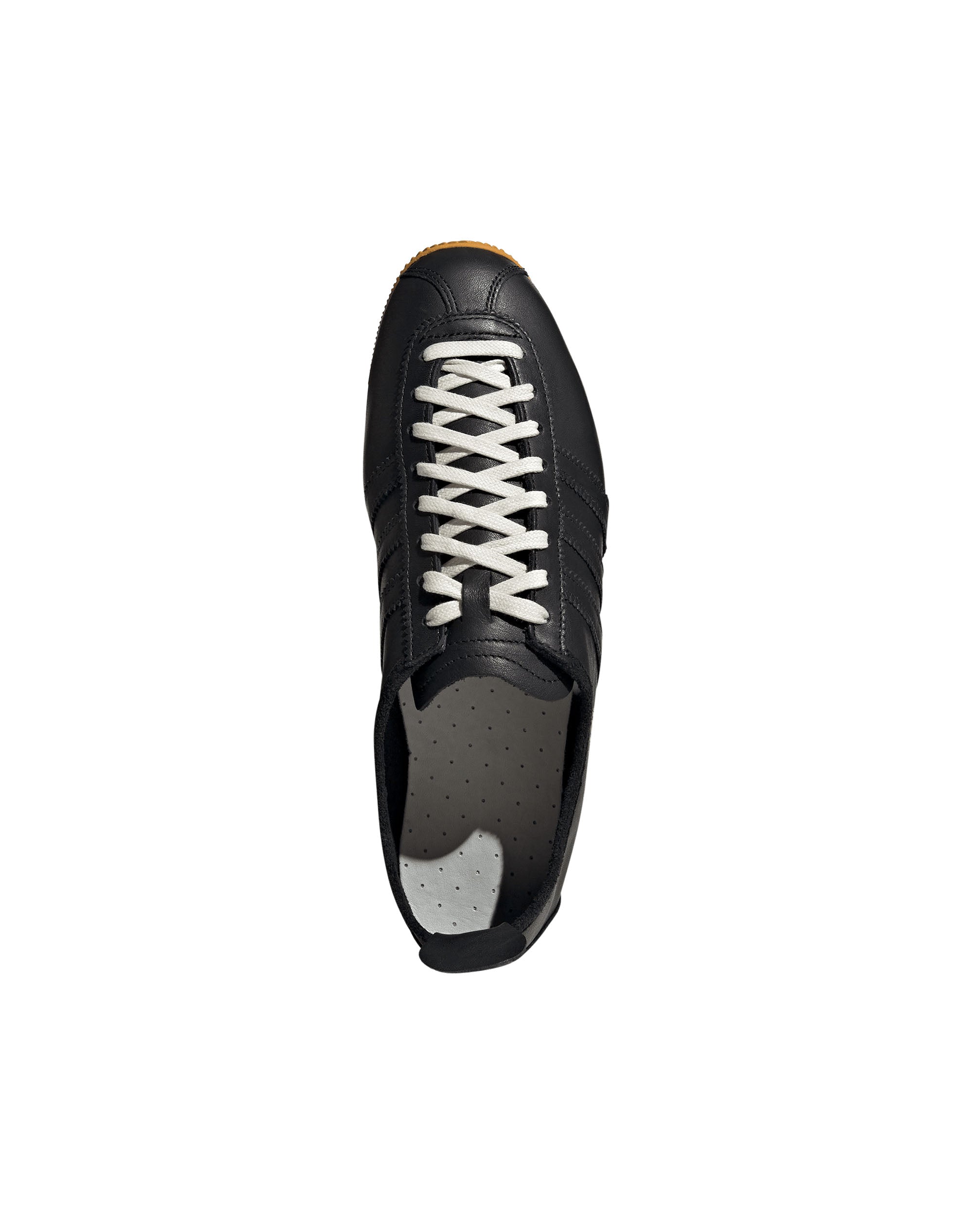 Japan - Black / Black / Gum