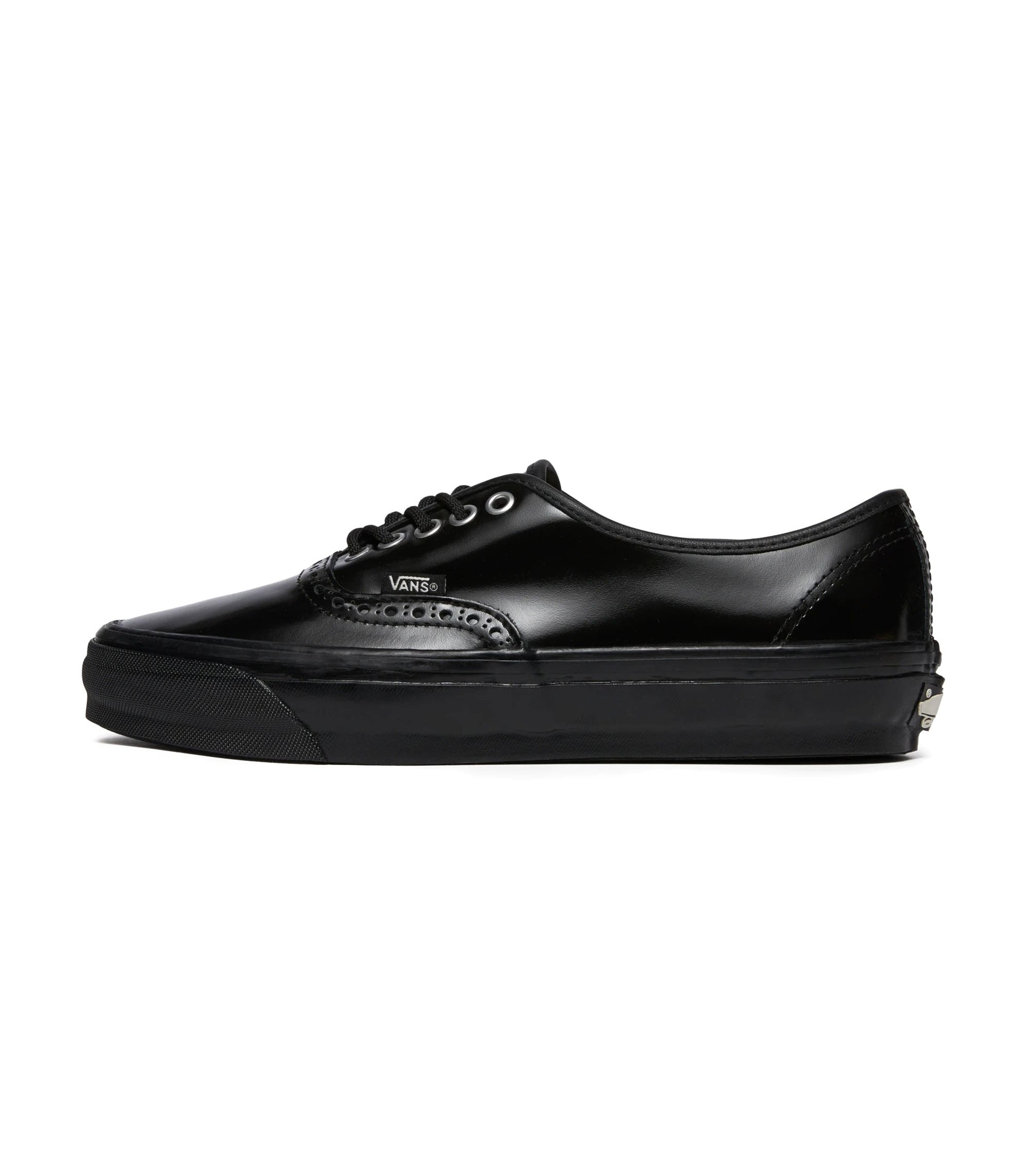 OTW Authentic 44 Siped Vibram Gloss Leather Brogue - Black / Black