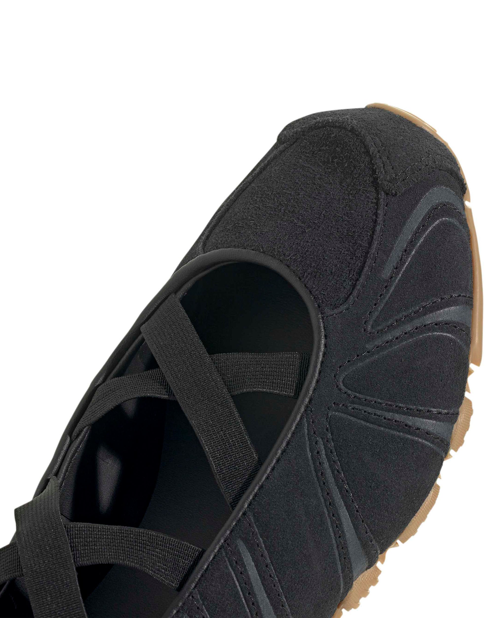 Ghost Sprint Ballet - Black / Black / Gum