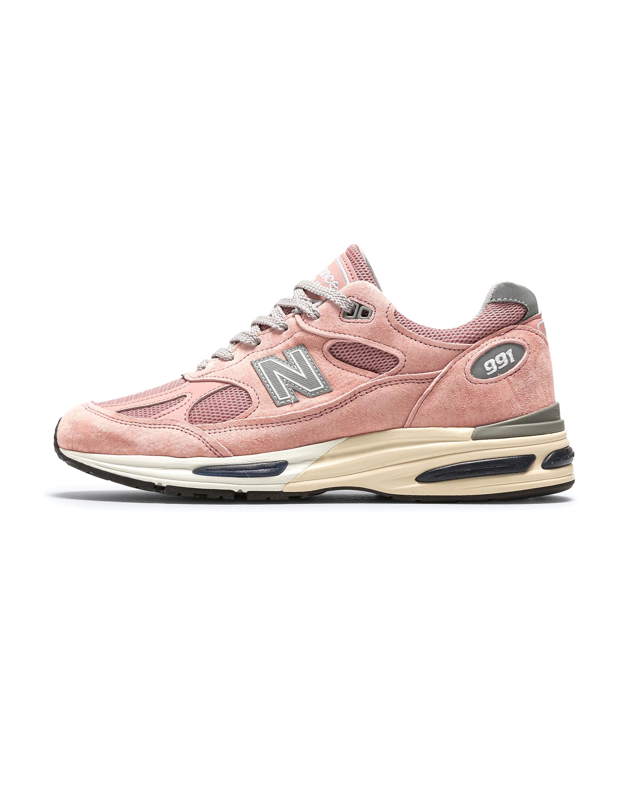 Made in UK 991v2 - Mahogany Rose