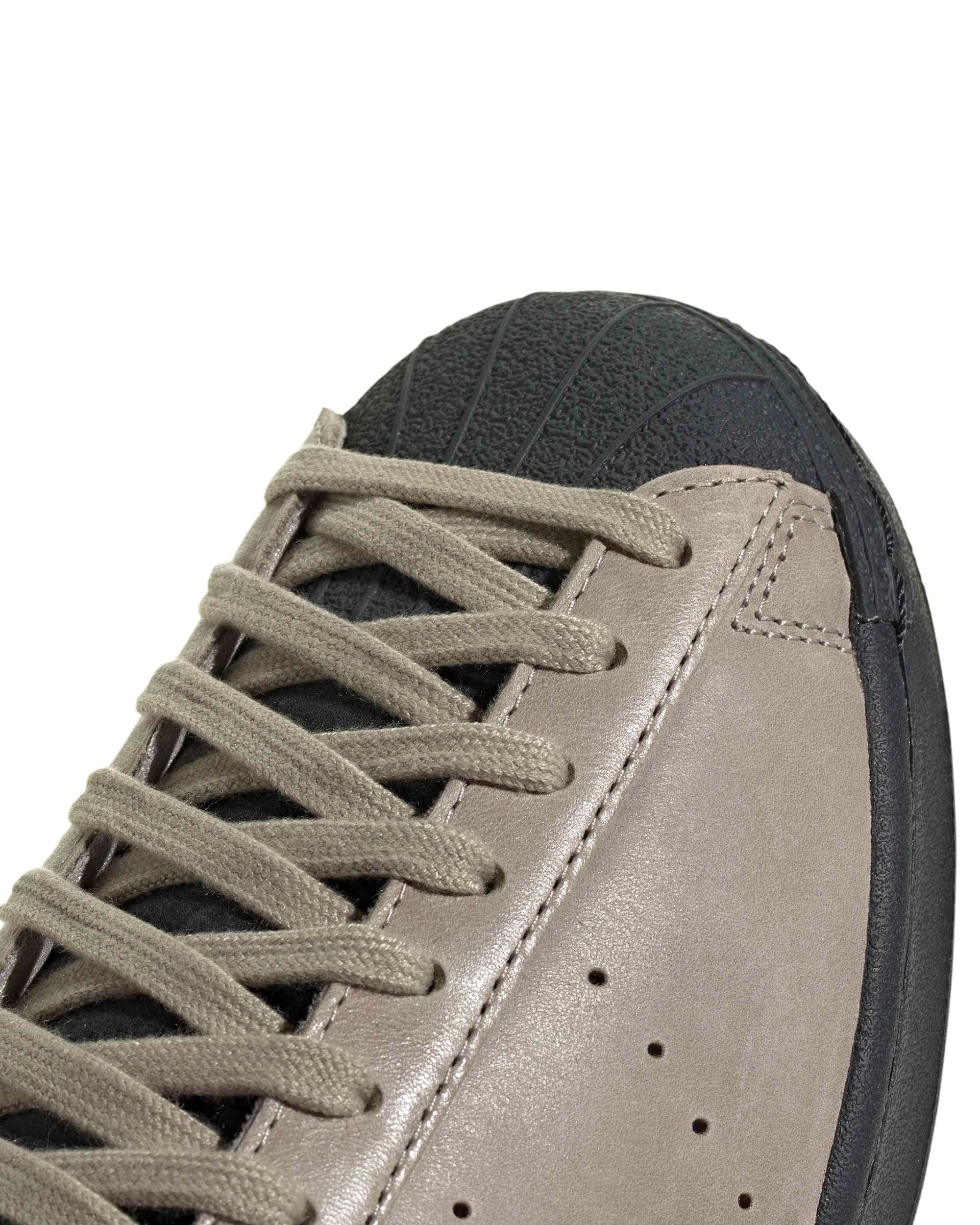 Superstar Vintage Short Shell - Wonder Beige / Carbon