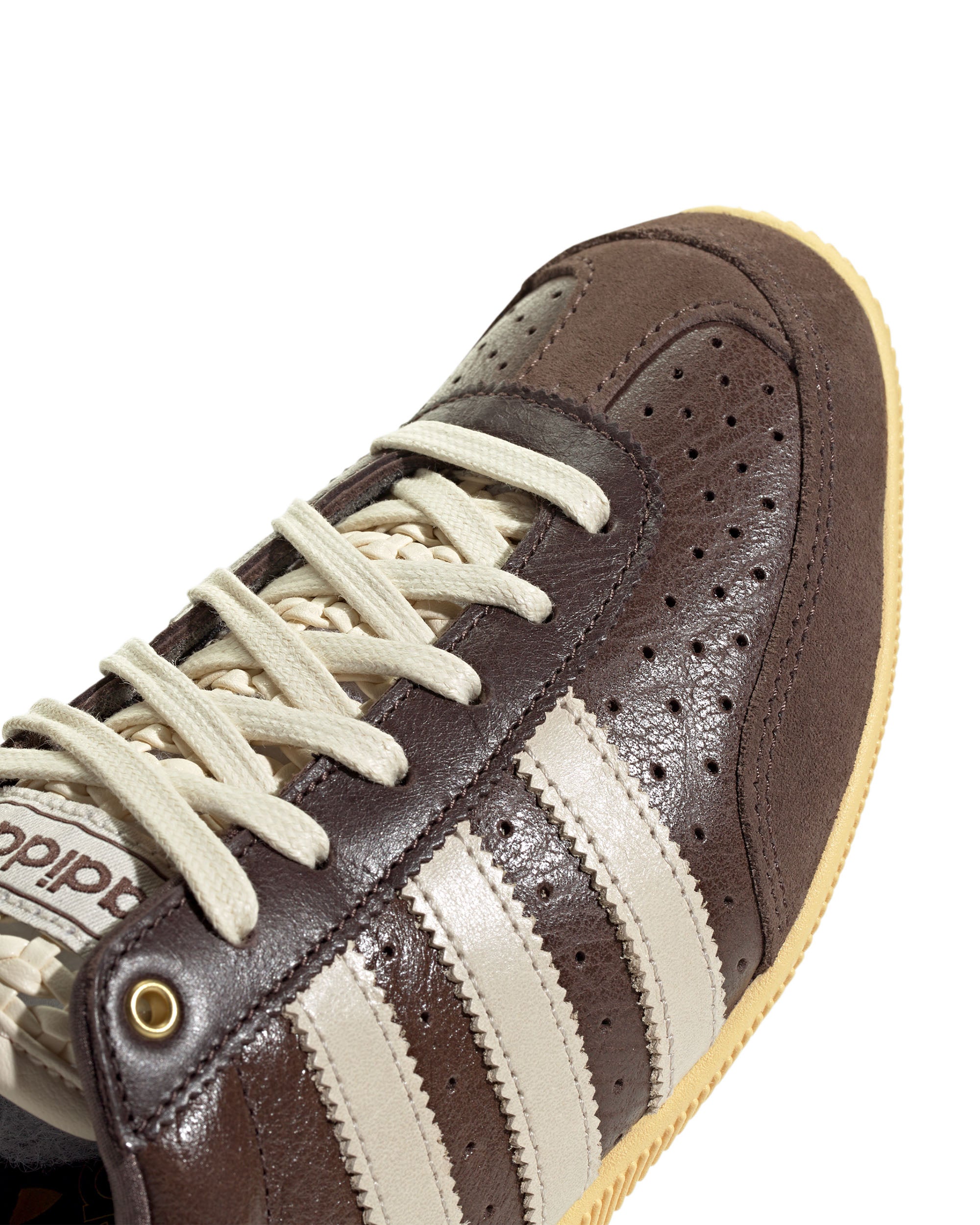 Women's Japan - Brown / Wonder White / Gold Metallic