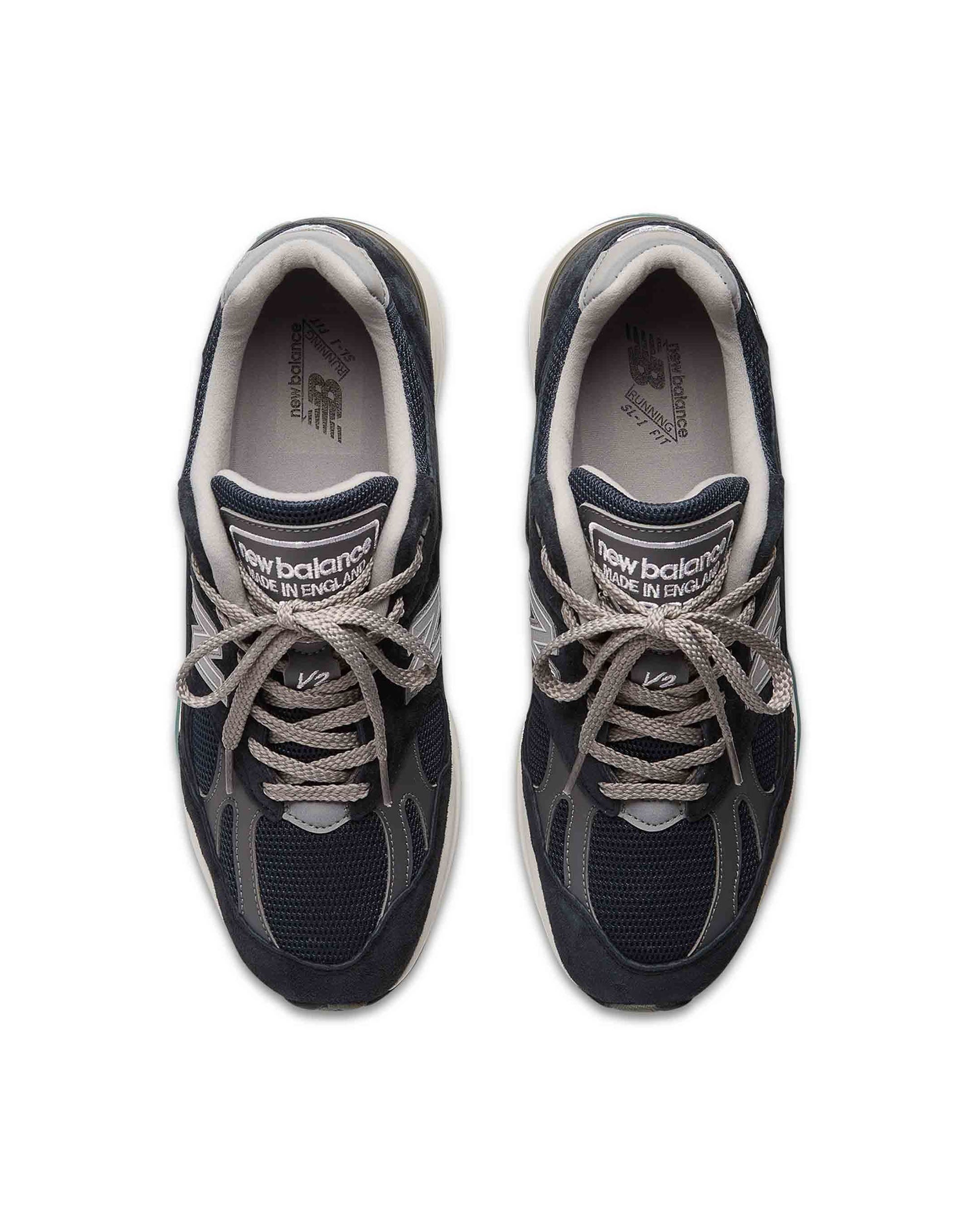 Made in U.K. 991v2 - Navy / White