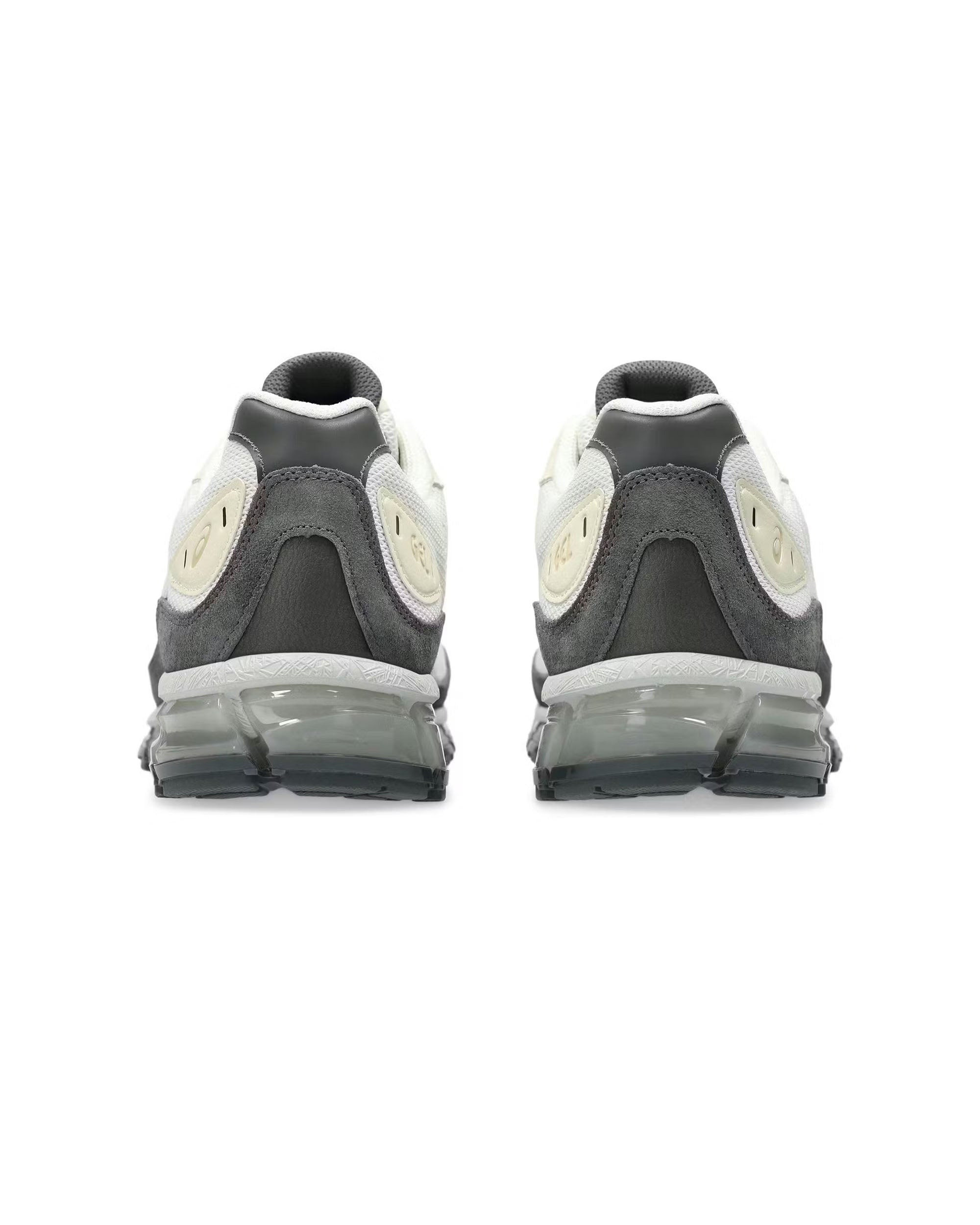 Gel-Quantum 360 I AMP - Cream / Obsidian Grey