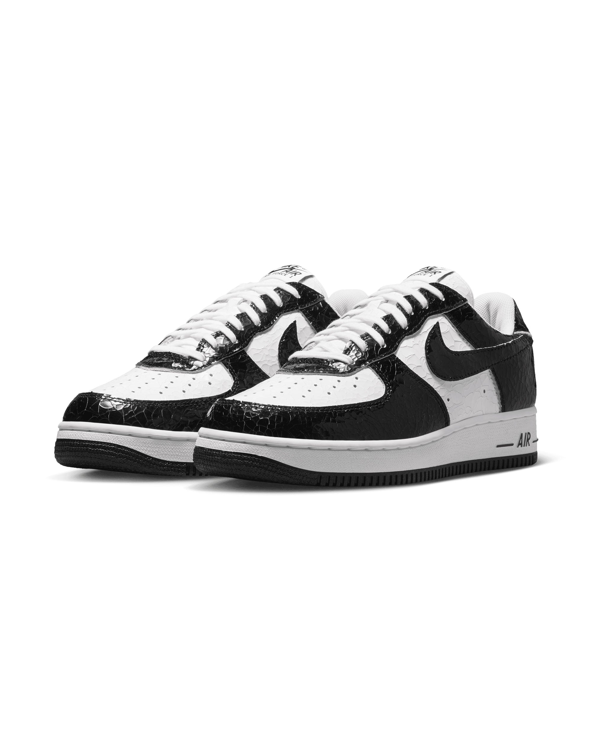 Air Force 1 Cracked Leather - Black / White