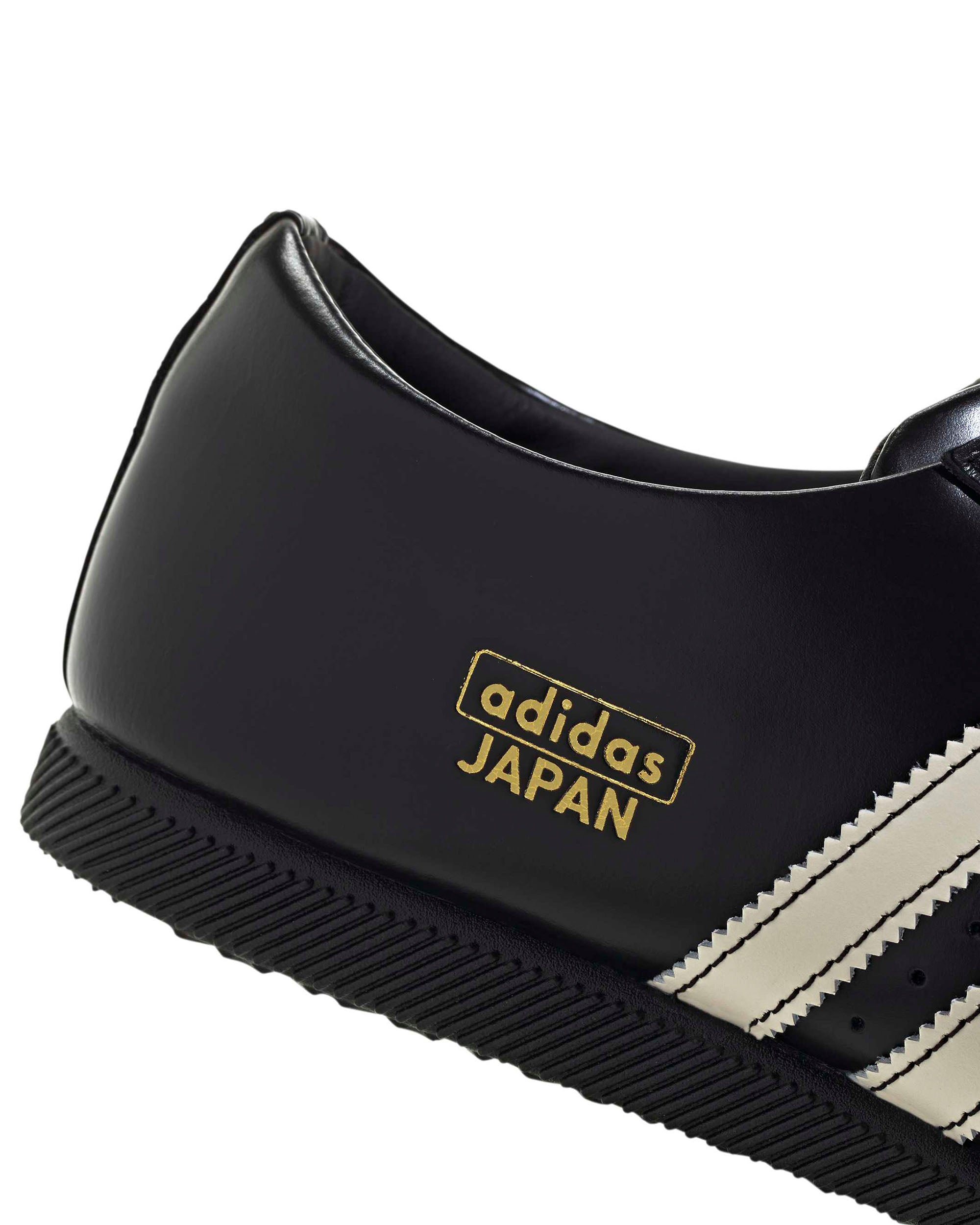 Women's Japan Lux - Black/ Core White / Gold