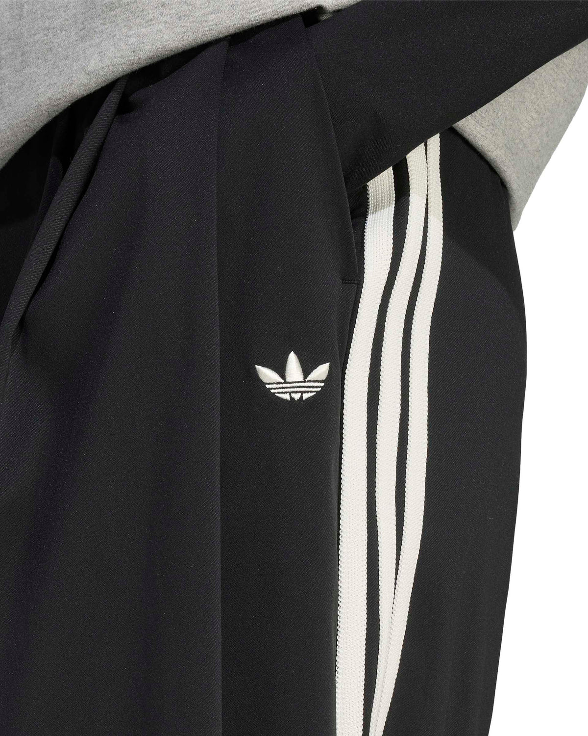 Pleated Pant - Black / White
