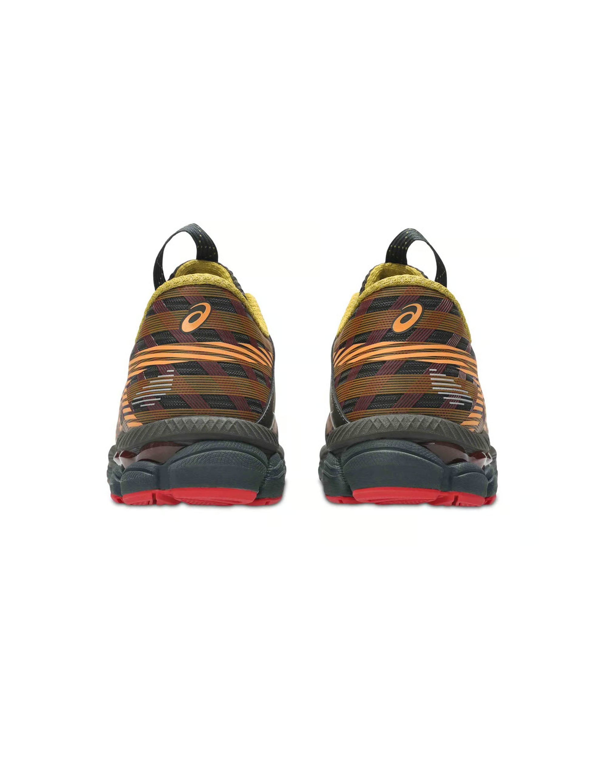 US8-S Gel-SJ33 - Black Coffee / Orange Lily