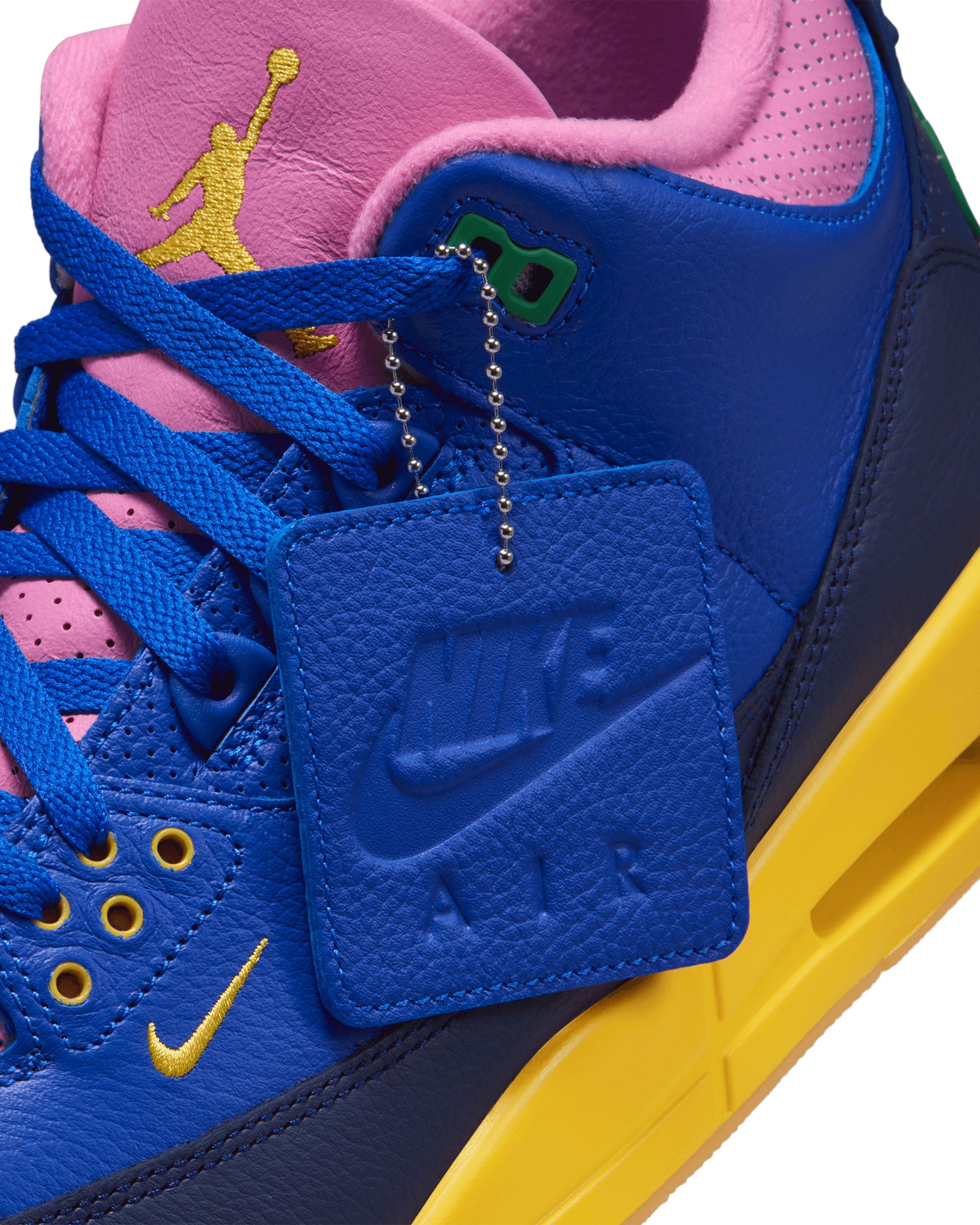 Air Jordan 3 Retro OG "Brazil" - Racer Blue / Blue Void