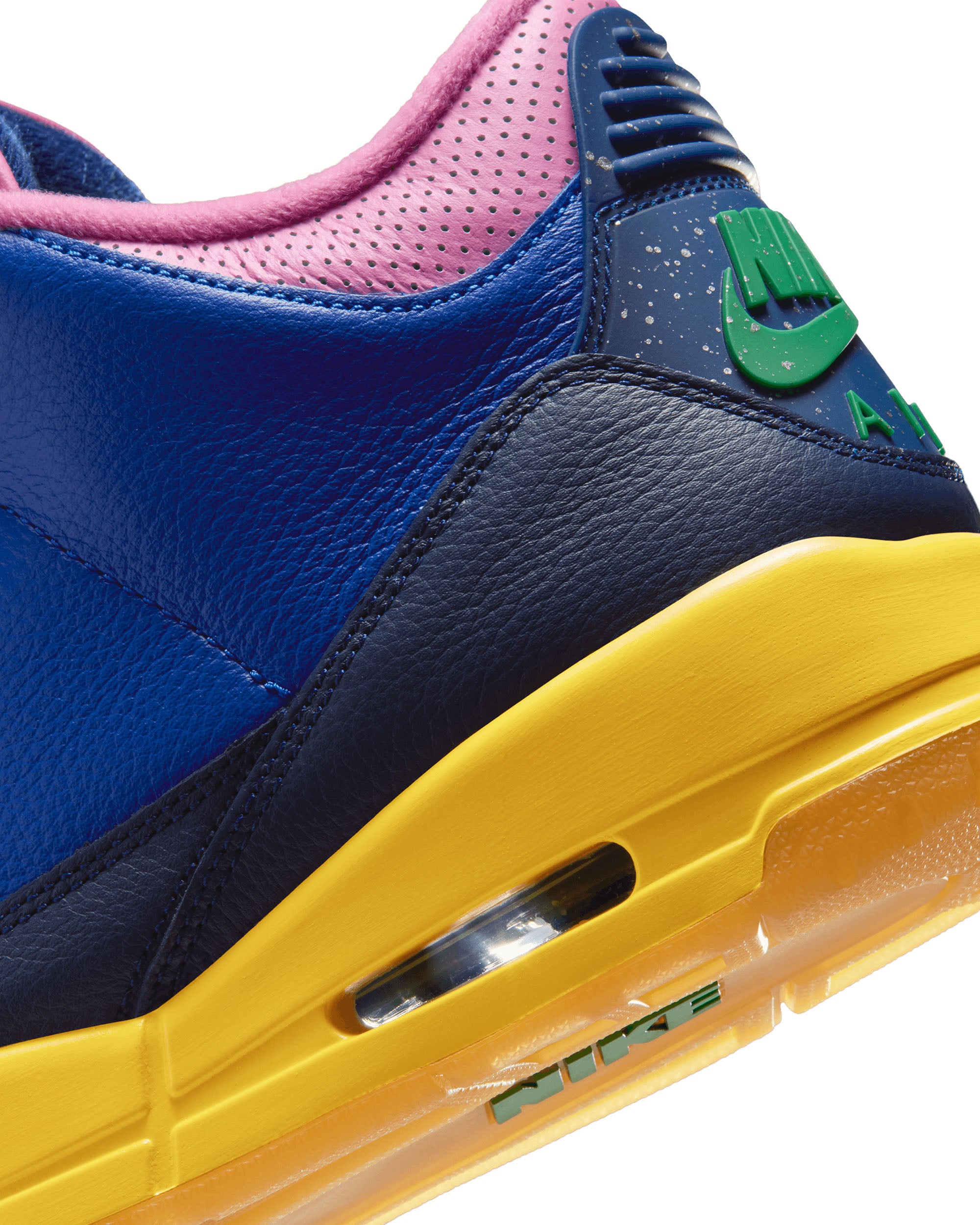 Air Jordan 3 Retro OG "Brazil" - Racer Blue / Blue Void