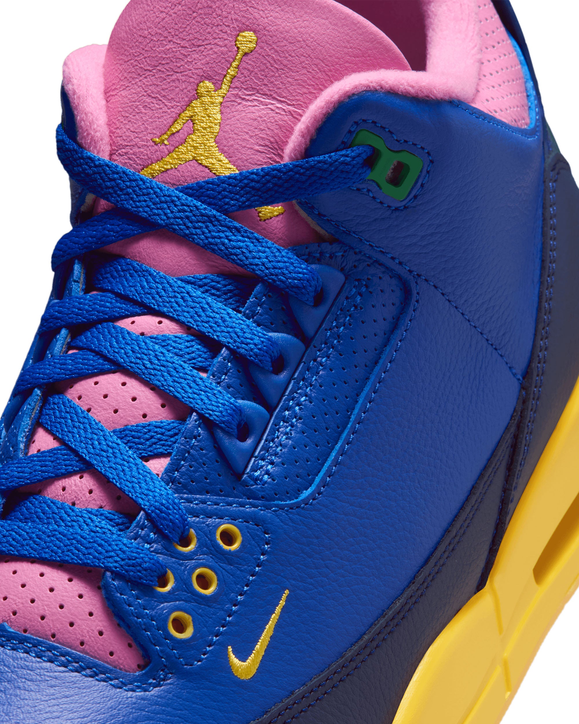 Air Jordan 3 Retro OG "Brazil" - Racer Blue / Blue Void