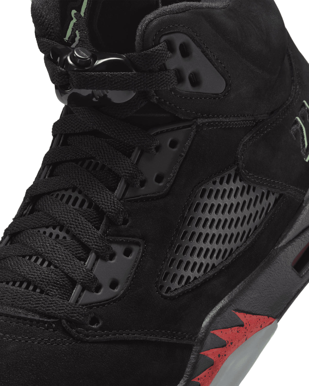 Air Jordan 5 Retro "Halloween" - Black / Black / Picante Red / Glow In The Dark